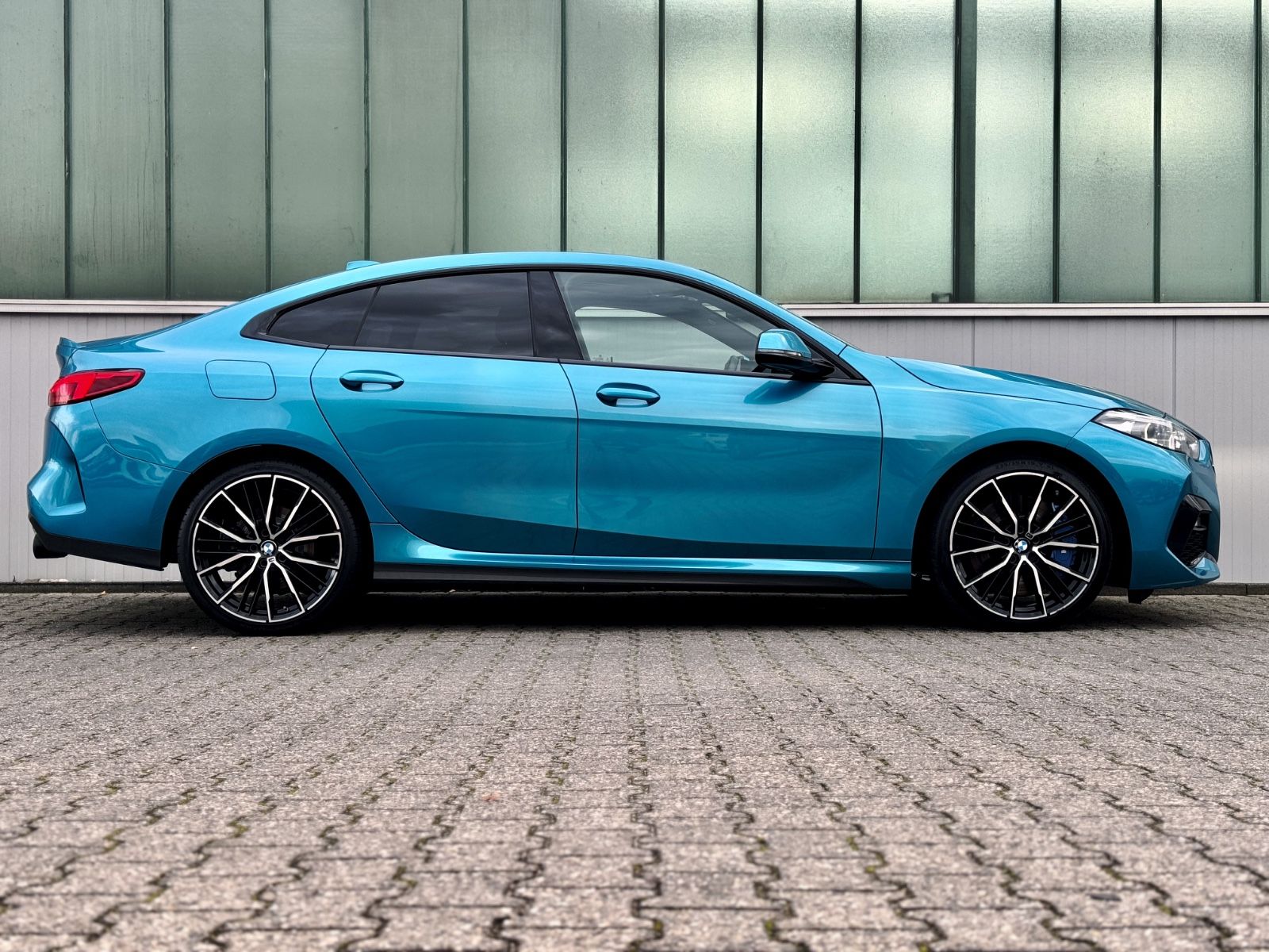 Fahrzeugabbildung BMW 220i Gran Coupe M Sport *PANORAMA|LED|HEAD-UP*