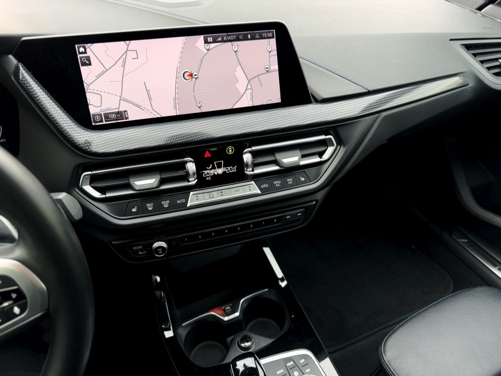 Fahrzeugabbildung BMW 220i Gran Coupe M Sport *PANORAMA|LED|HEAD-UP*