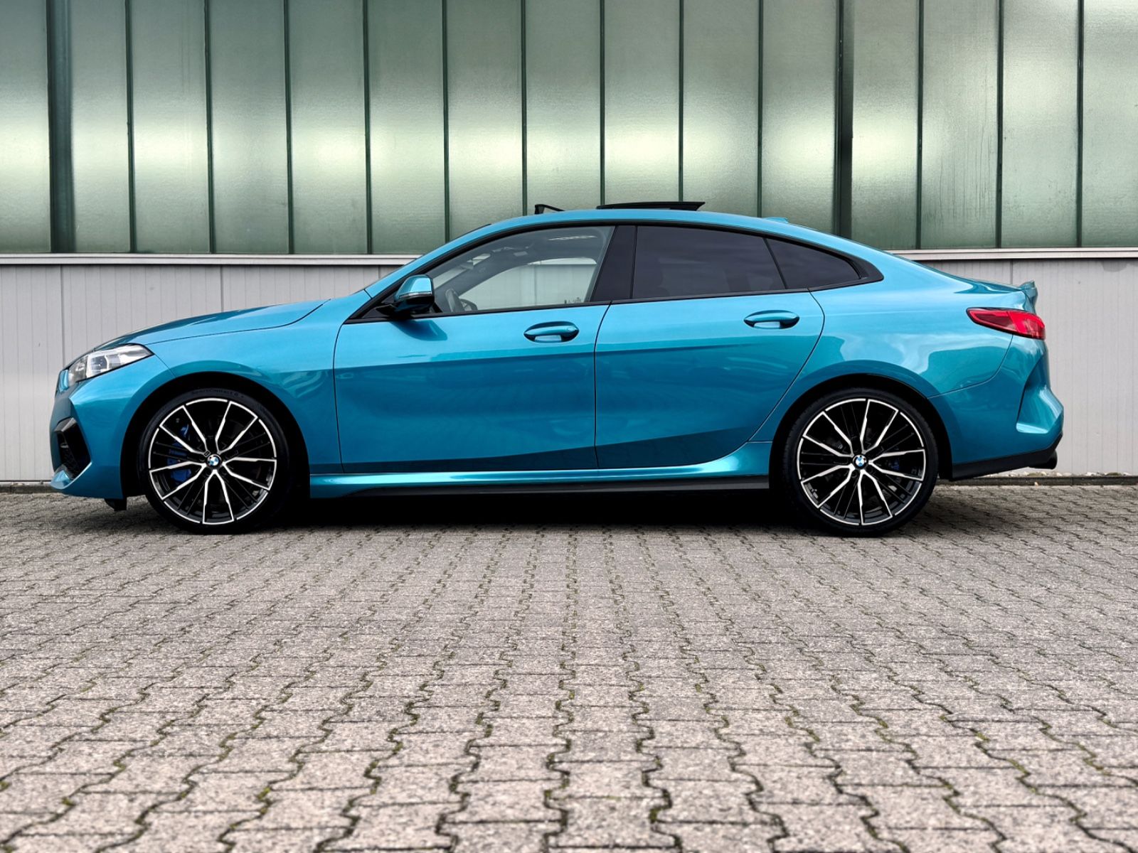 Fahrzeugabbildung BMW 220i Gran Coupe M Sport *PANORAMA|LED|HEAD-UP*