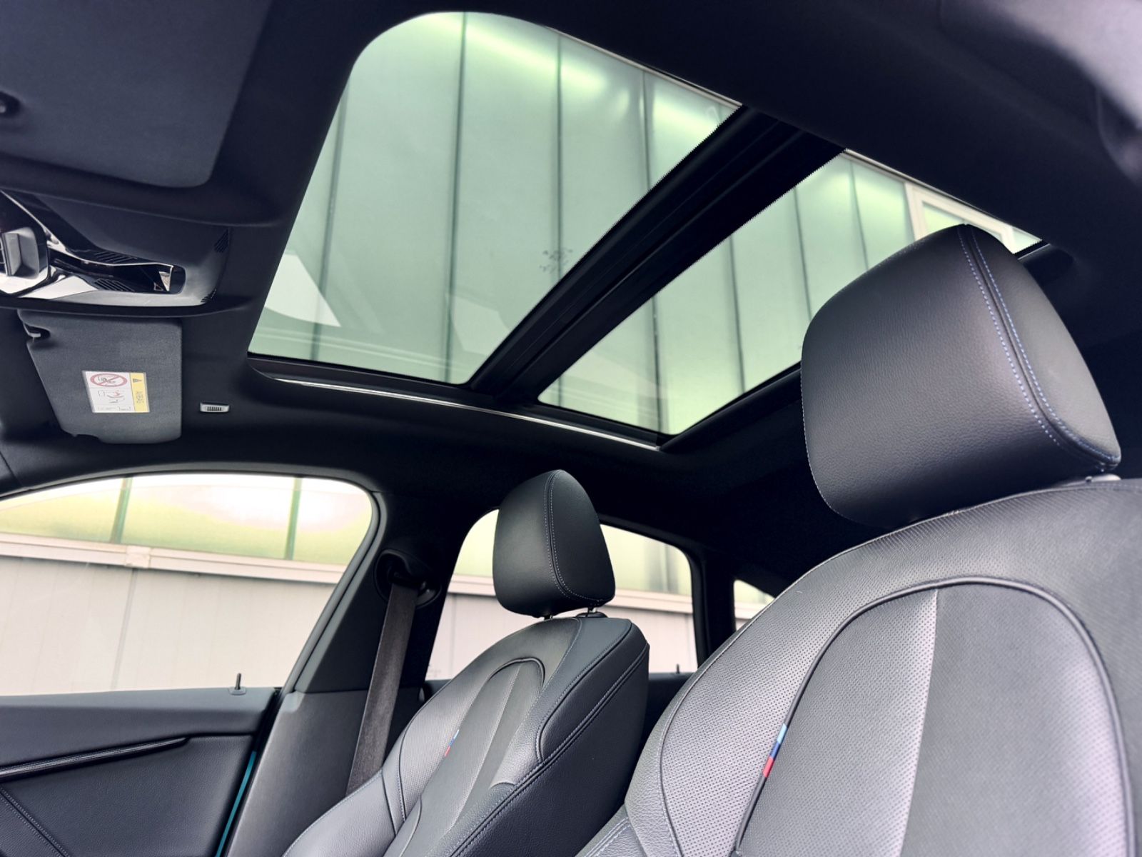 Fahrzeugabbildung BMW 220i Gran Coupe M Sport *PANORAMA|LED|HEAD-UP*