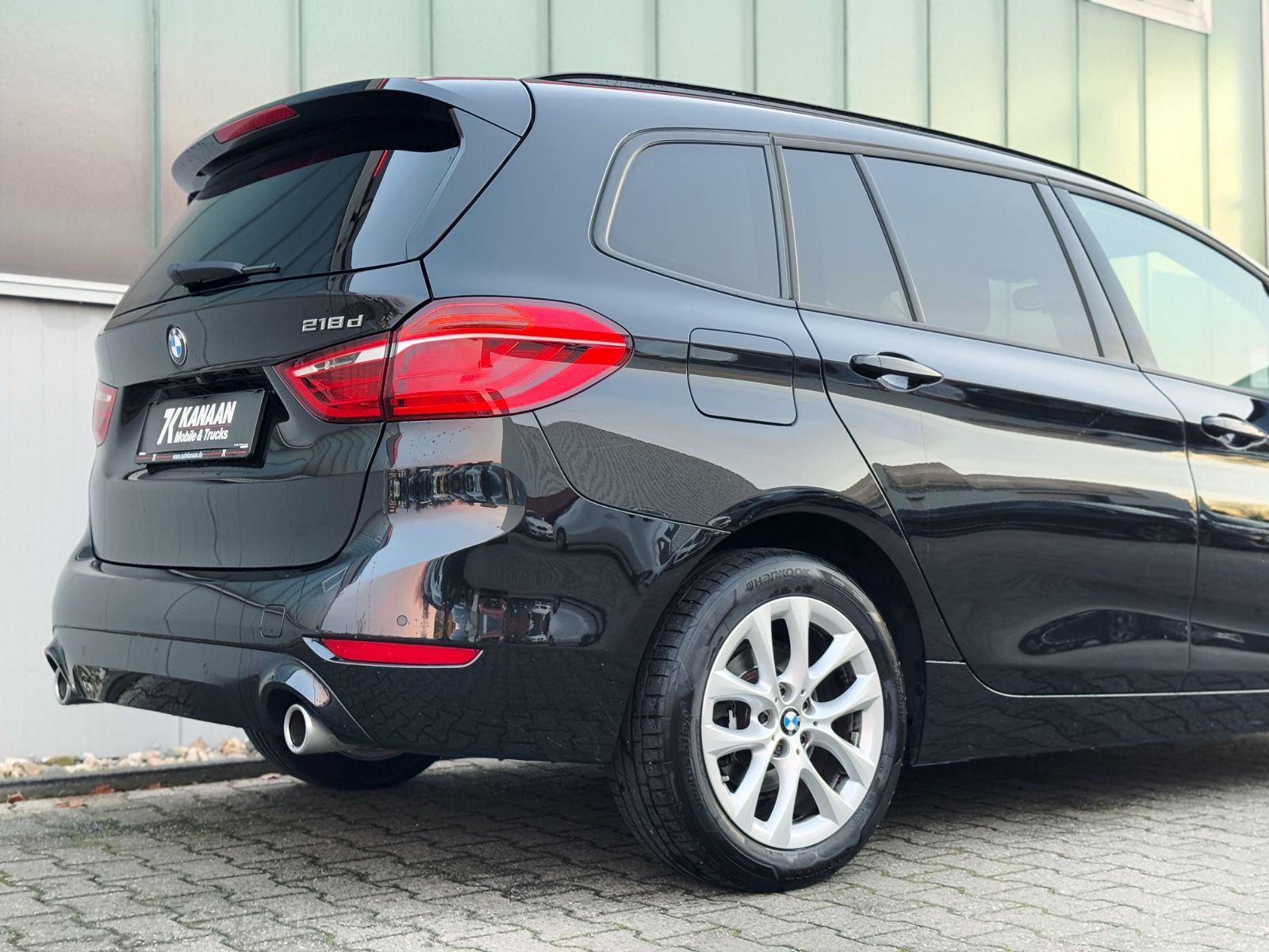 Fahrzeugabbildung BMW 218d Gran Tourer Advantage *LED|CAM|NAVI*