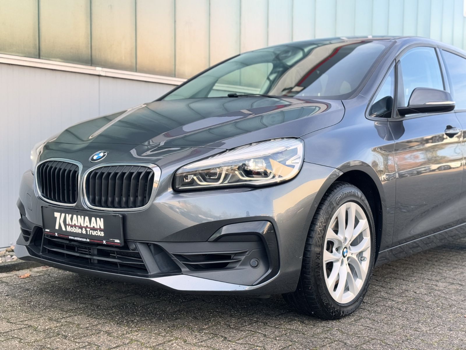 Fahrzeugabbildung BMW 220iA Gran Tourer Advantage*ASSIST|LED|NAVI|PDC*