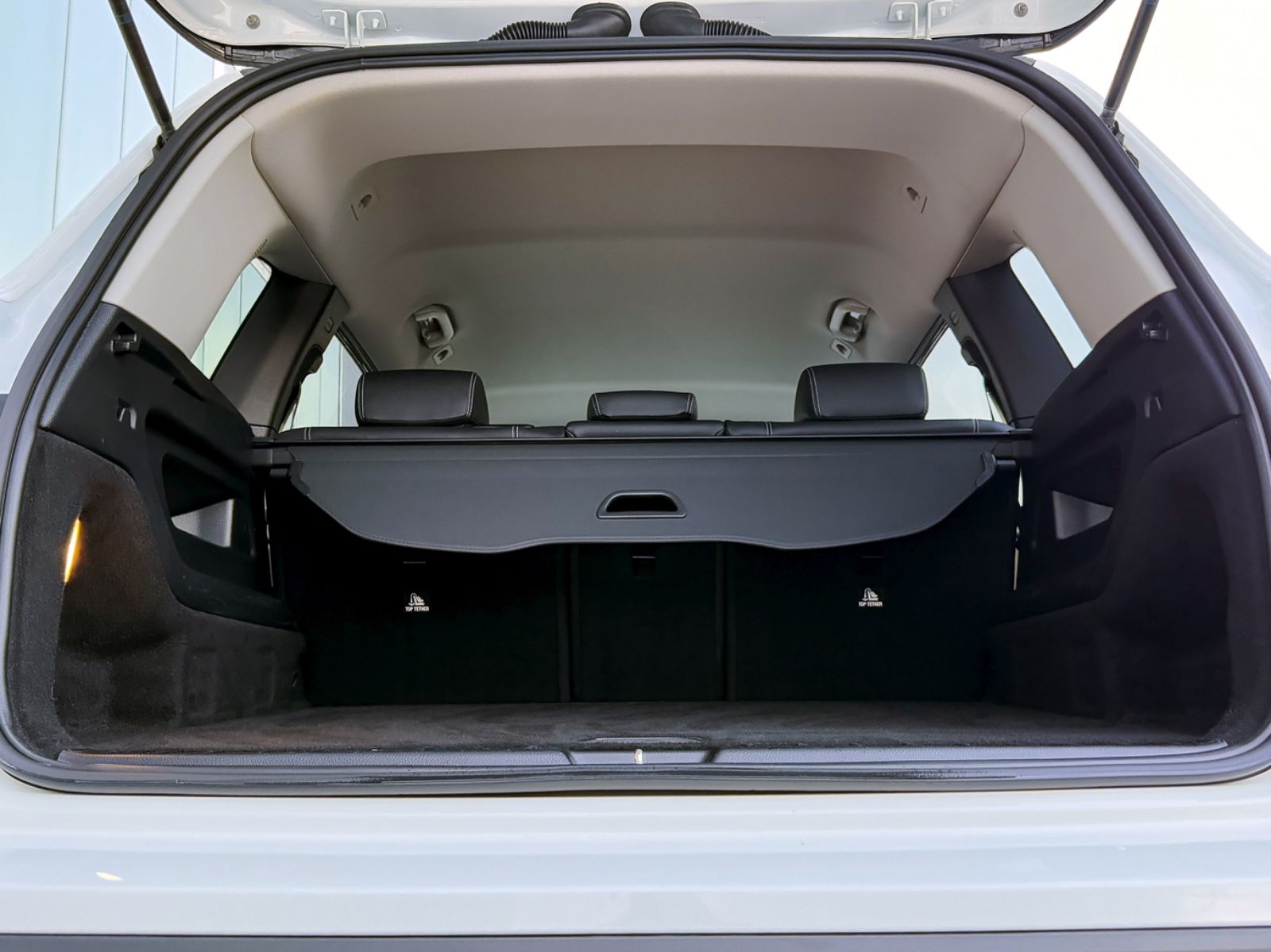 Fahrzeugabbildung Mercedes-Benz GLB 180d Style *CAM|LED|AHK|NAVI*