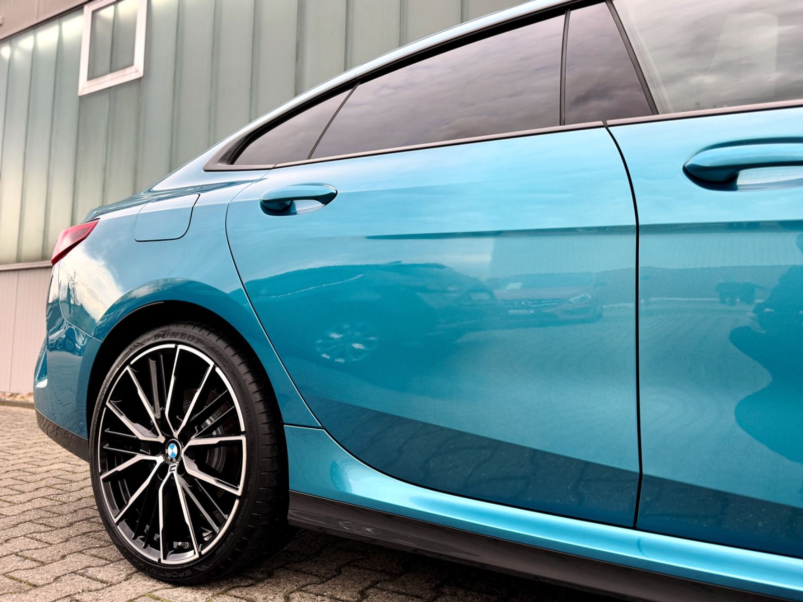 Fahrzeugabbildung BMW 220i Gran Coupe M Sport *PANORAMA|LED|HEAD-UP*