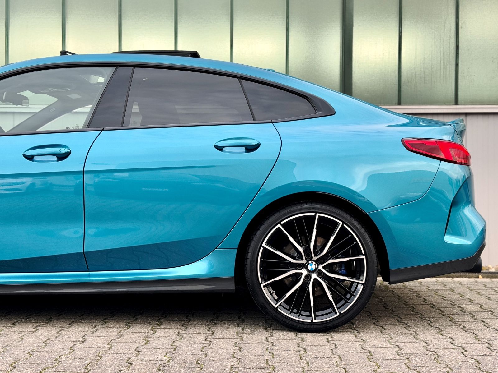 Fahrzeugabbildung BMW 220i Gran Coupe M Sport *PANORAMA|LED|HEAD-UP*