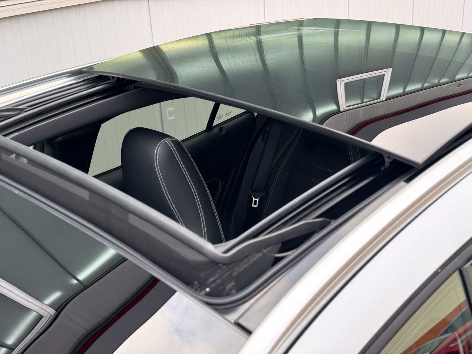 Fahrzeugabbildung Mercedes-Benz GLA 180 Urban *PANORAMA|LED|NAVI|CAM*