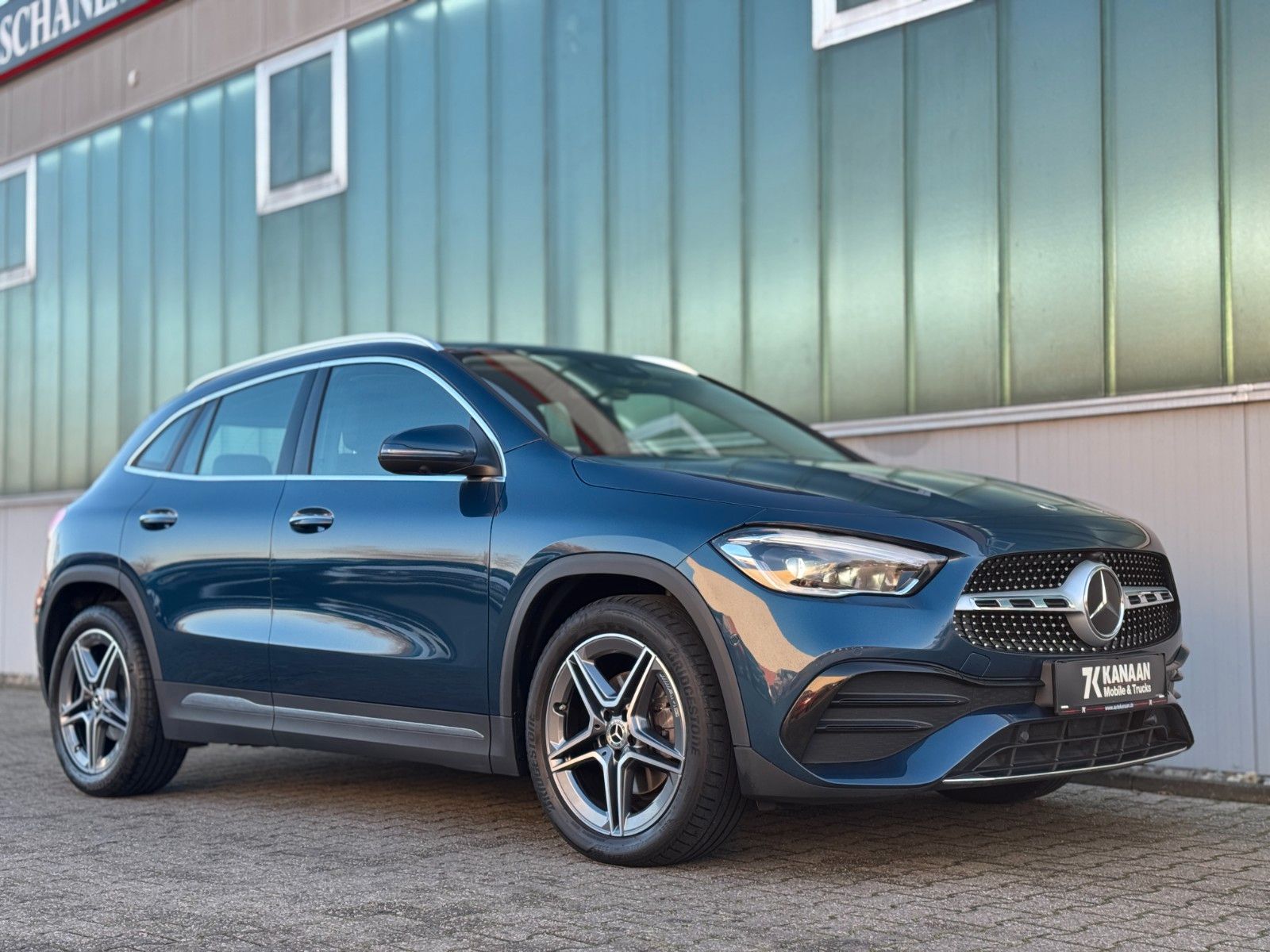 Fahrzeugabbildung Mercedes-Benz GLA 200d AMG-Line 4Matic *PERFORMANCE|360°*