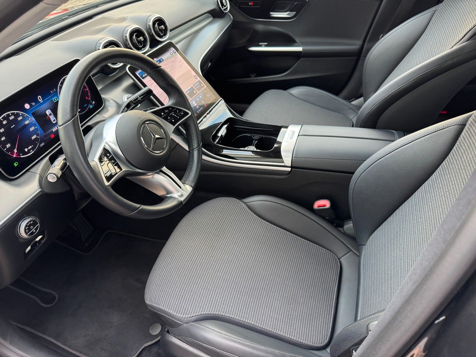 Fahrzeugabbildung Mercedes-Benz C 180 9G Avantgarde Business*LED|NAV|CAM|ASSIST*