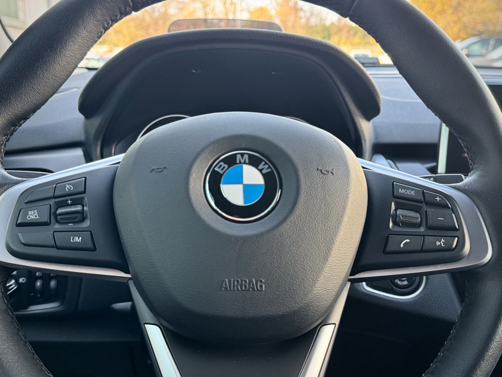 Fahrzeugabbildung BMW 218d Gran Tourer Advantage *8G|CAM|NAVI|LED*