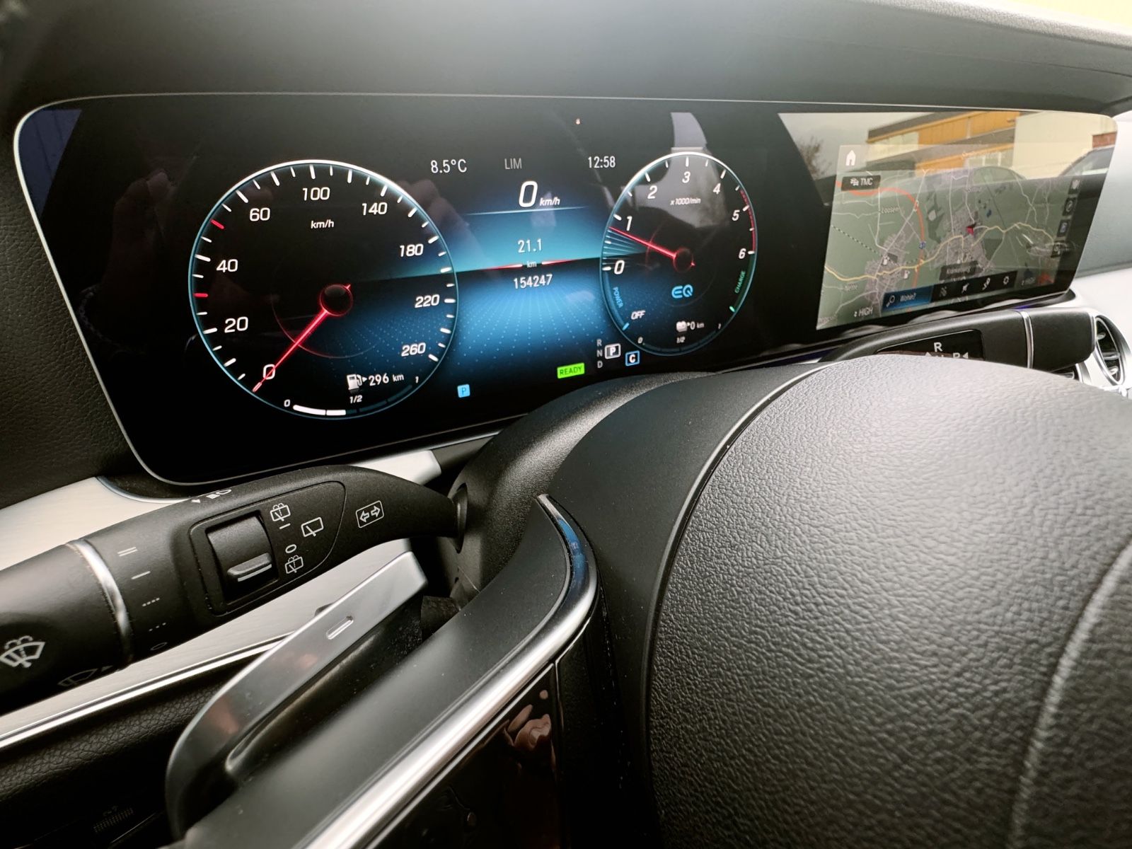 Fahrzeugabbildung Mercedes-Benz E 300de T 4Matic Avantarde *WIDESCREEN|LED|CAM*