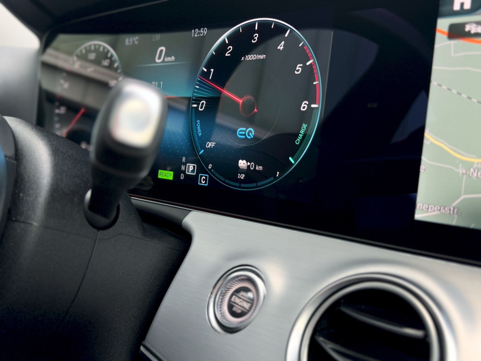 Fahrzeugabbildung Mercedes-Benz E 300de T 4Matic Avantarde *WIDESCREEN|LED|CAM*