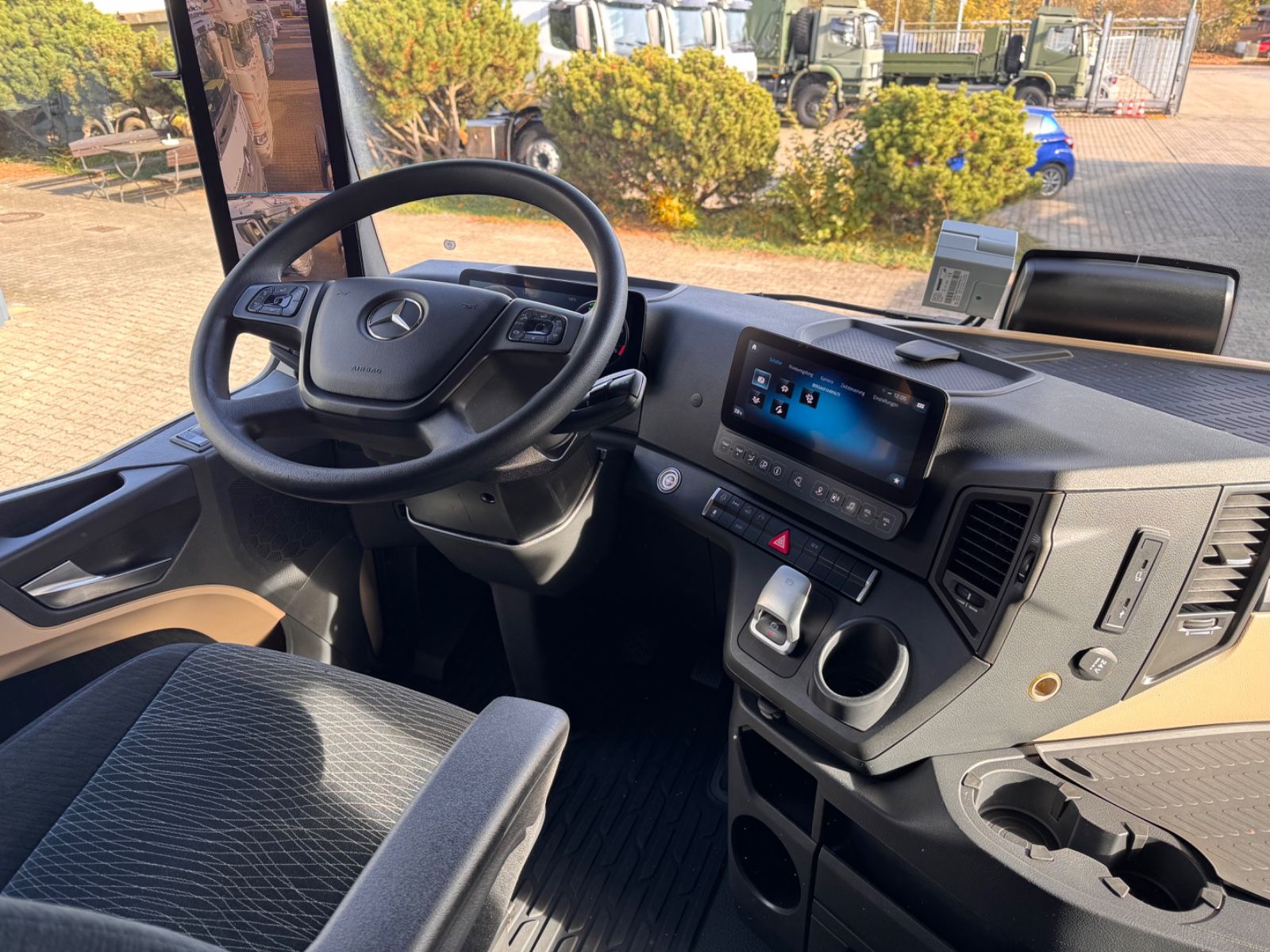 Fahrzeugabbildung Mercedes-Benz 1848 Actros 5 L BigSpace TÜV 11.2026