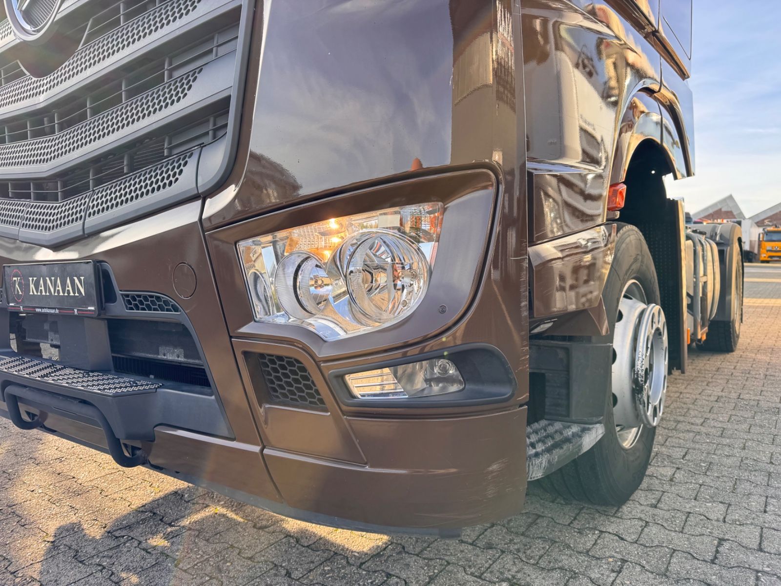 Fahrzeugabbildung Mercedes-Benz 1848 Actros 5 L BigSpace TÜV 11.2026