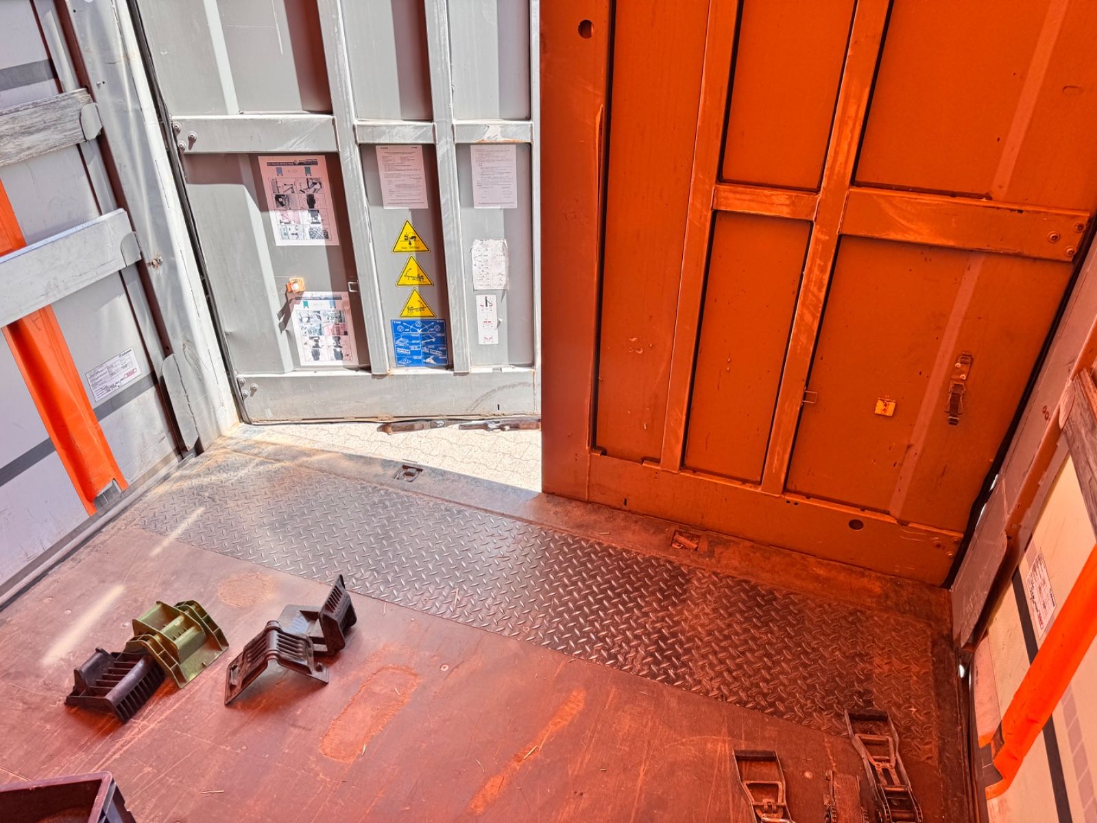 Fahrzeugabbildung Krone SD Curtainsider MEGA Jumbo XL Zert Getränke etc