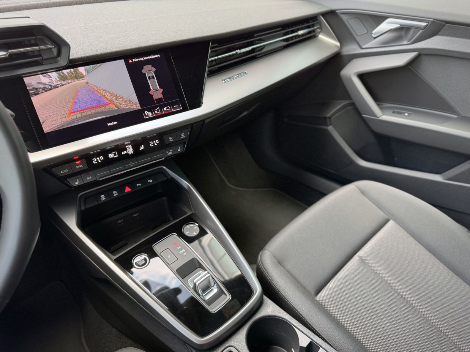 Fahrzeugabbildung Audi A3 Sportback 40TDI Quattro S-Line *LED|CAM*