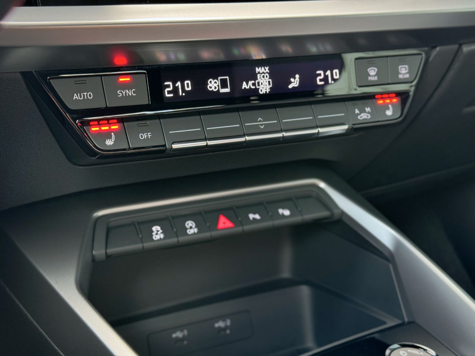 Fahrzeugabbildung Audi A3 Sportback 40TDI Quattro S-Line *LED|CAM*