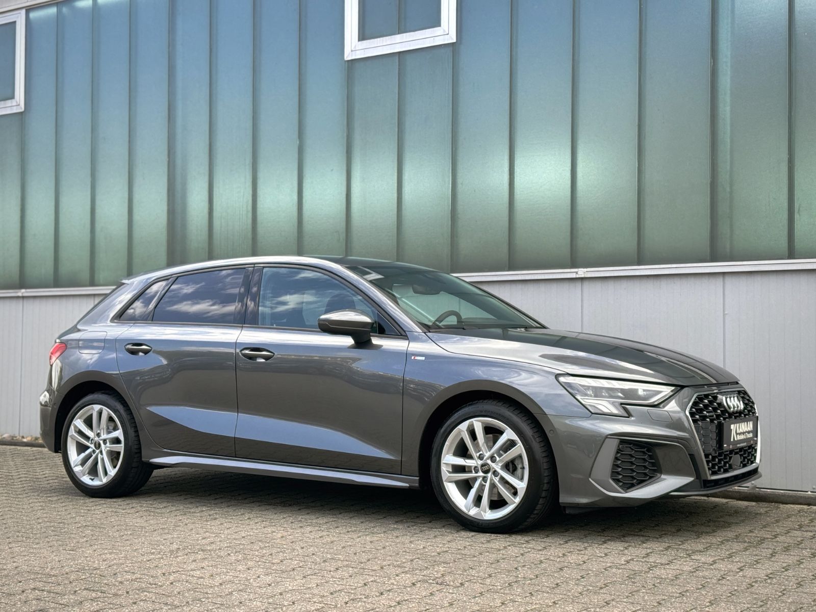 Fahrzeugabbildung Audi A3 Sportback 40TDI Quattro S-Line *LED|CAM*