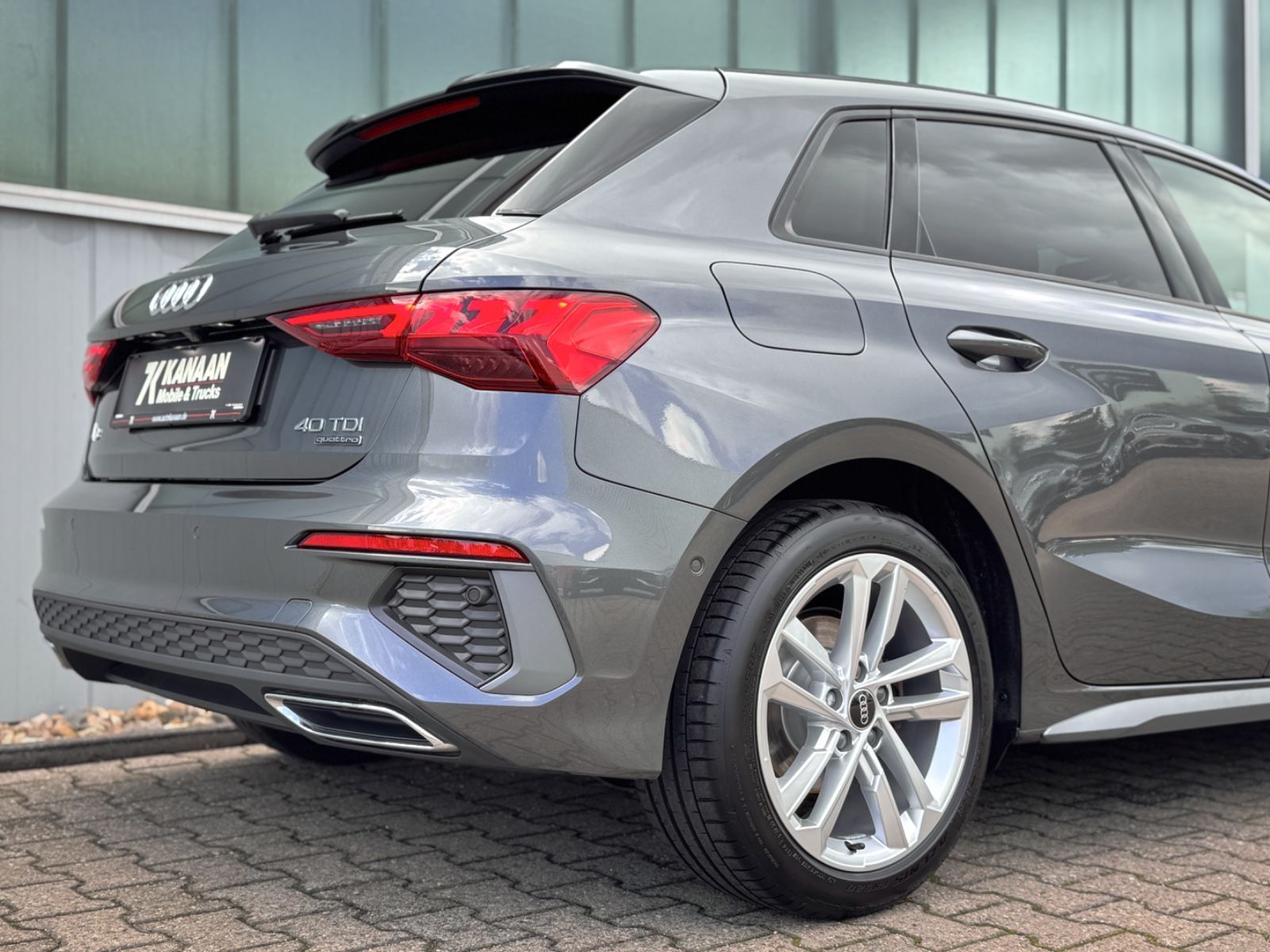 Fahrzeugabbildung Audi A3 Sportback 40TDI Quattro S-Line *LED|CAM*