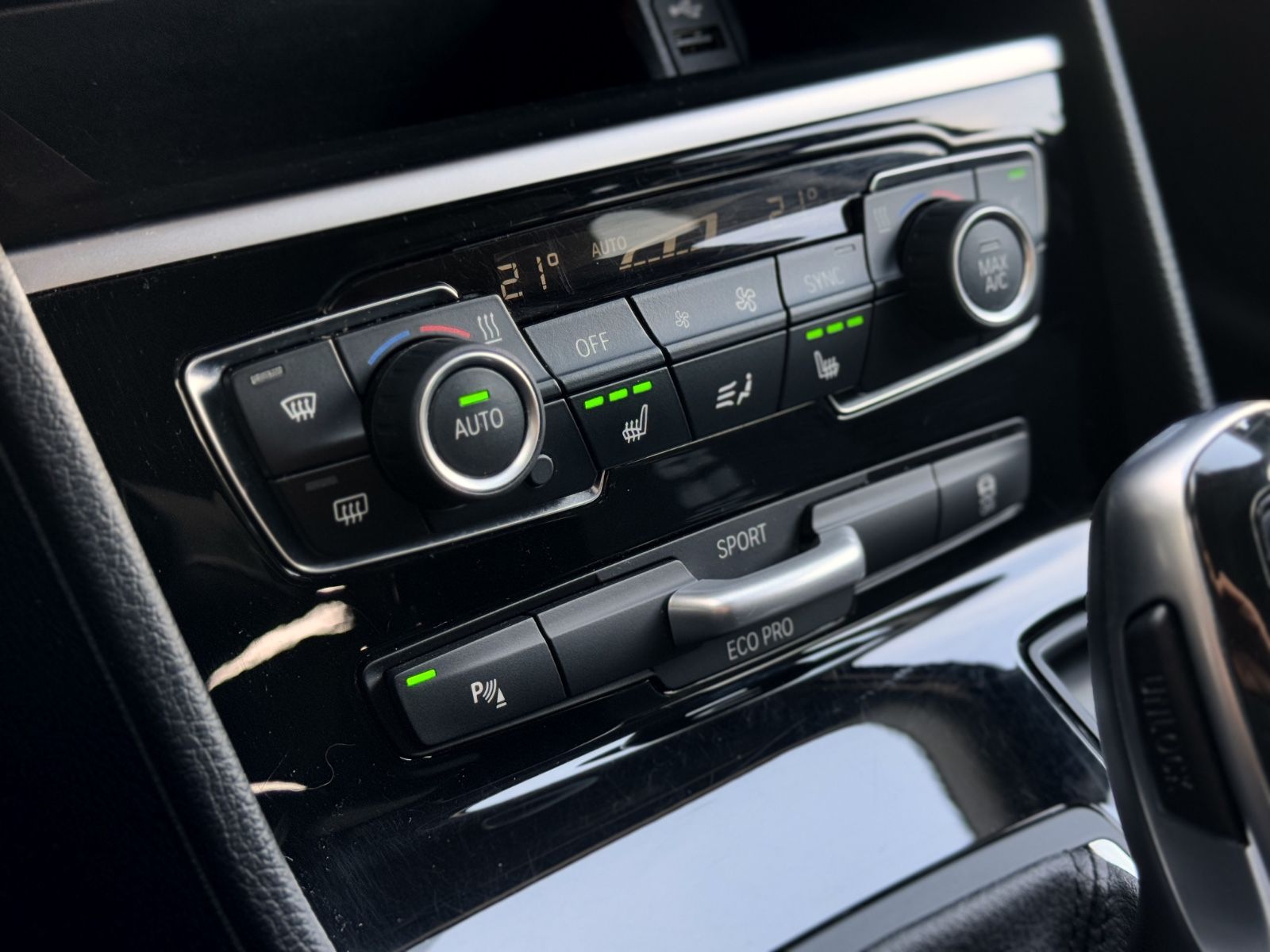 Fahrzeugabbildung BMW 220iA Gran Tourer Advantage*ASSIST|LED|NAVI|PDC*