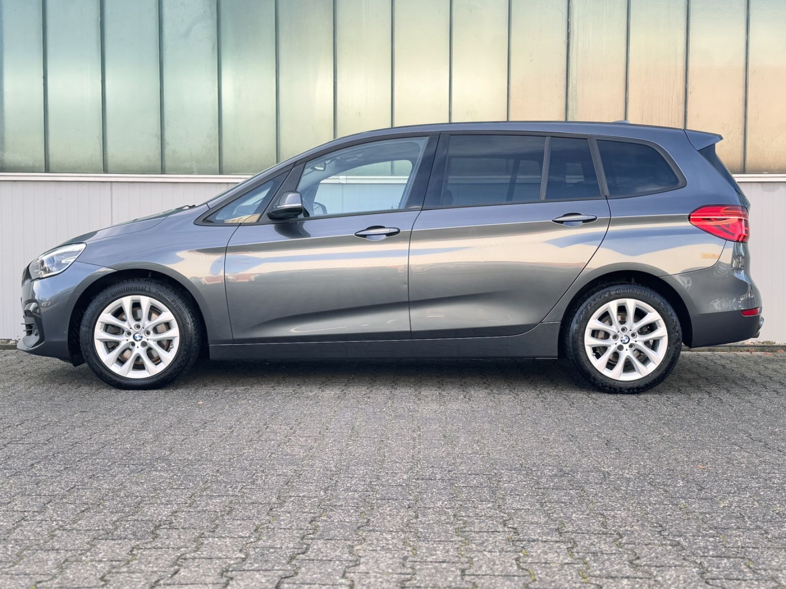 Fahrzeugabbildung BMW 220iA Gran Tourer Advantage*ASSIST|LED|NAVI|PDC*