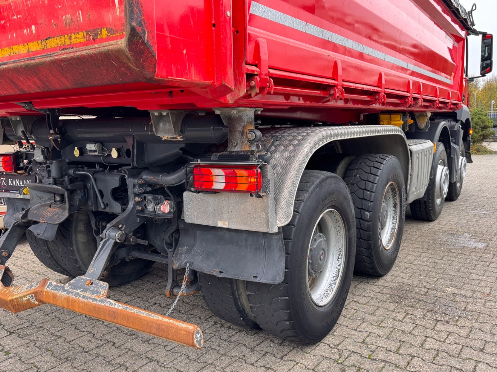 Fahrzeugabbildung Mercedes-Benz 3246 K  Arocs 8x4 Meiller  Bordmatik