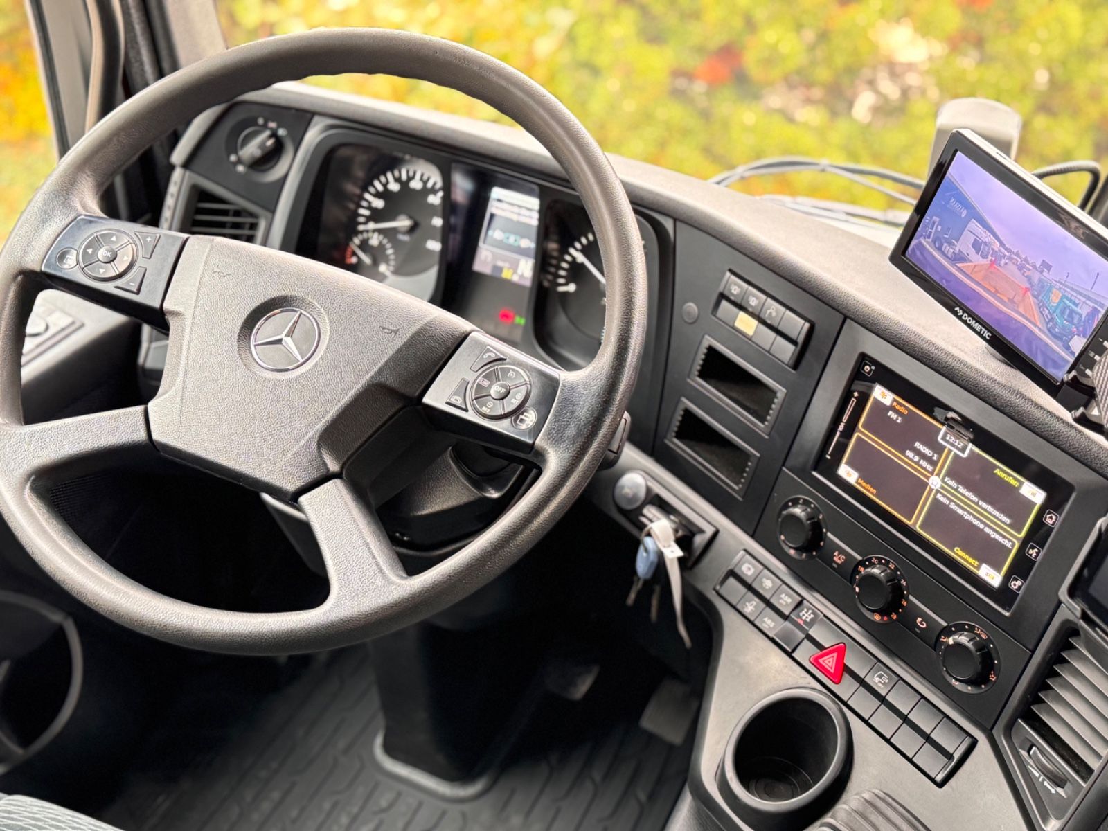 Fahrzeugabbildung Mercedes-Benz 3246 K  Arocs 8x4 Meiller  Bordmatik