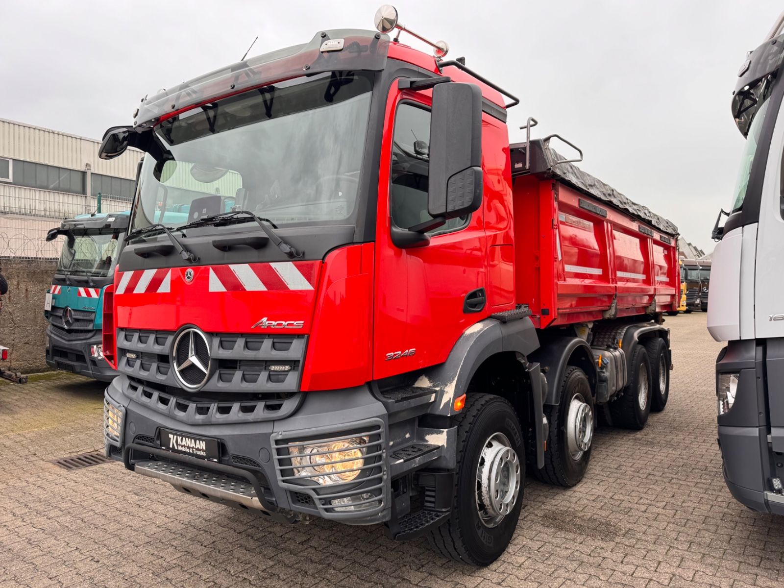 Fahrzeugabbildung Mercedes-Benz 3246 K  Arocs 8x4 Meiller  Bordmatik