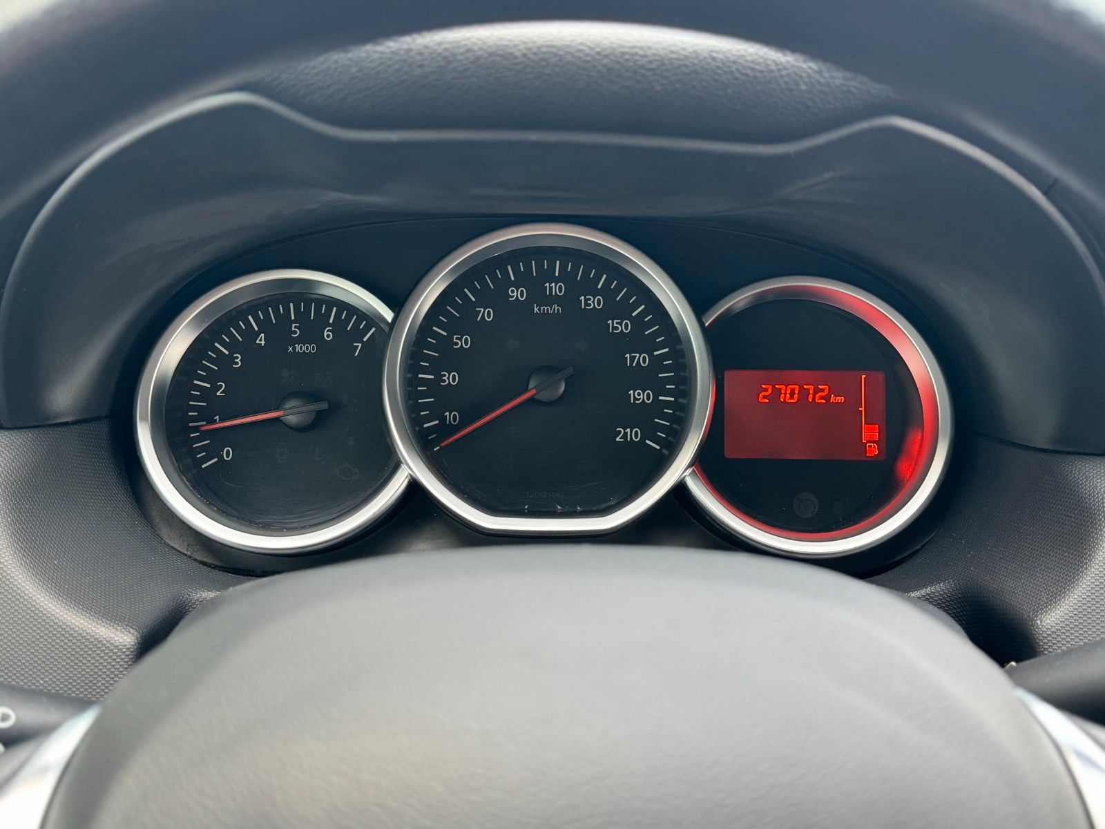 Fahrzeugabbildung Dacia Duster I Ambiance 4x2 *KLIMA|AHK|PDC*