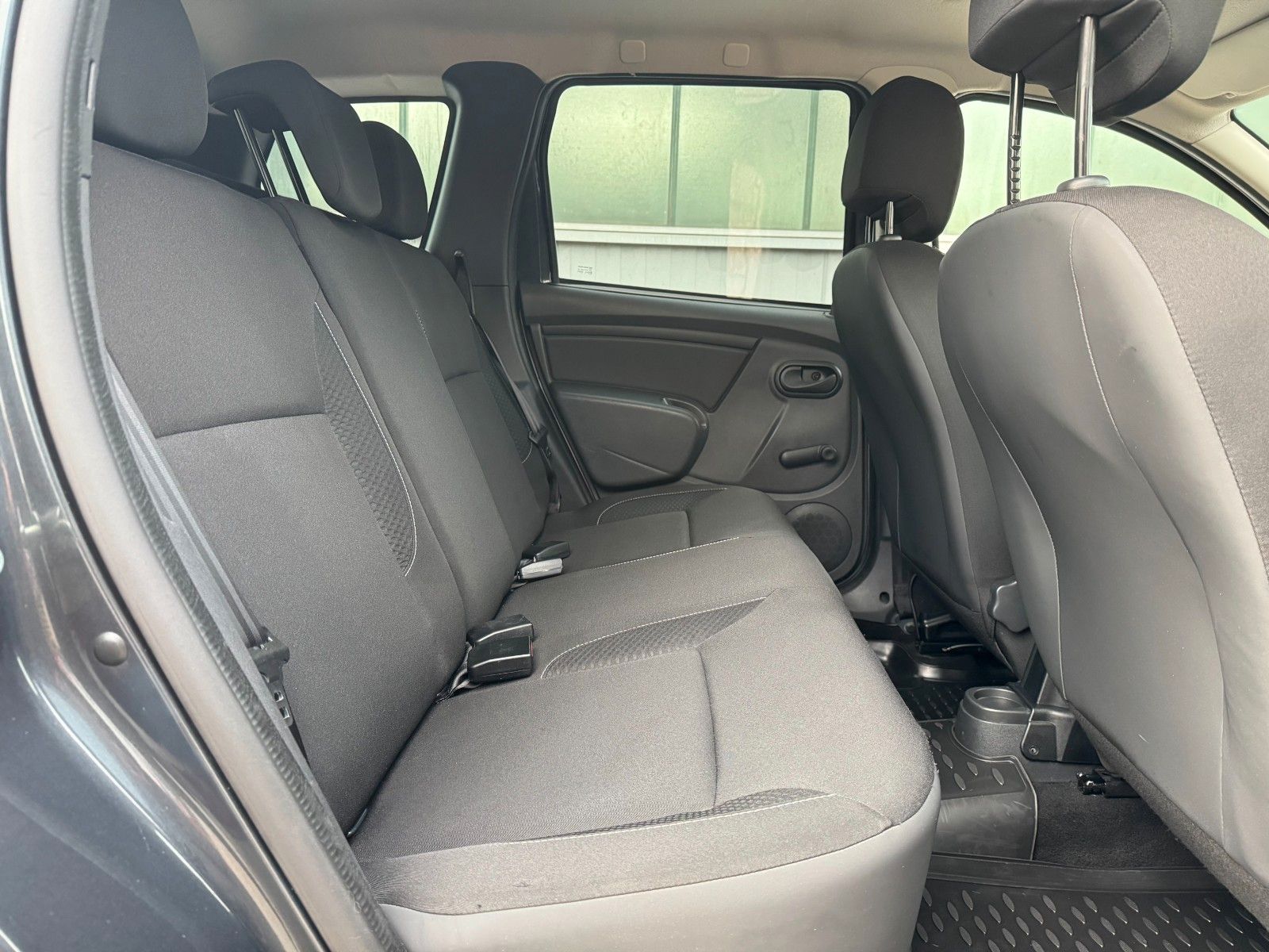 Fahrzeugabbildung Dacia Duster I Ambiance 4x2 *KLIMA|AHK|PDC*