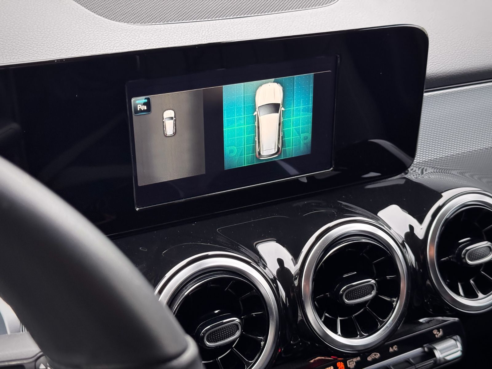 Fahrzeugabbildung Mercedes-Benz GLB 220d 8G-DCT 4Matic Style *LED|NAVI|PDC|1.HD*