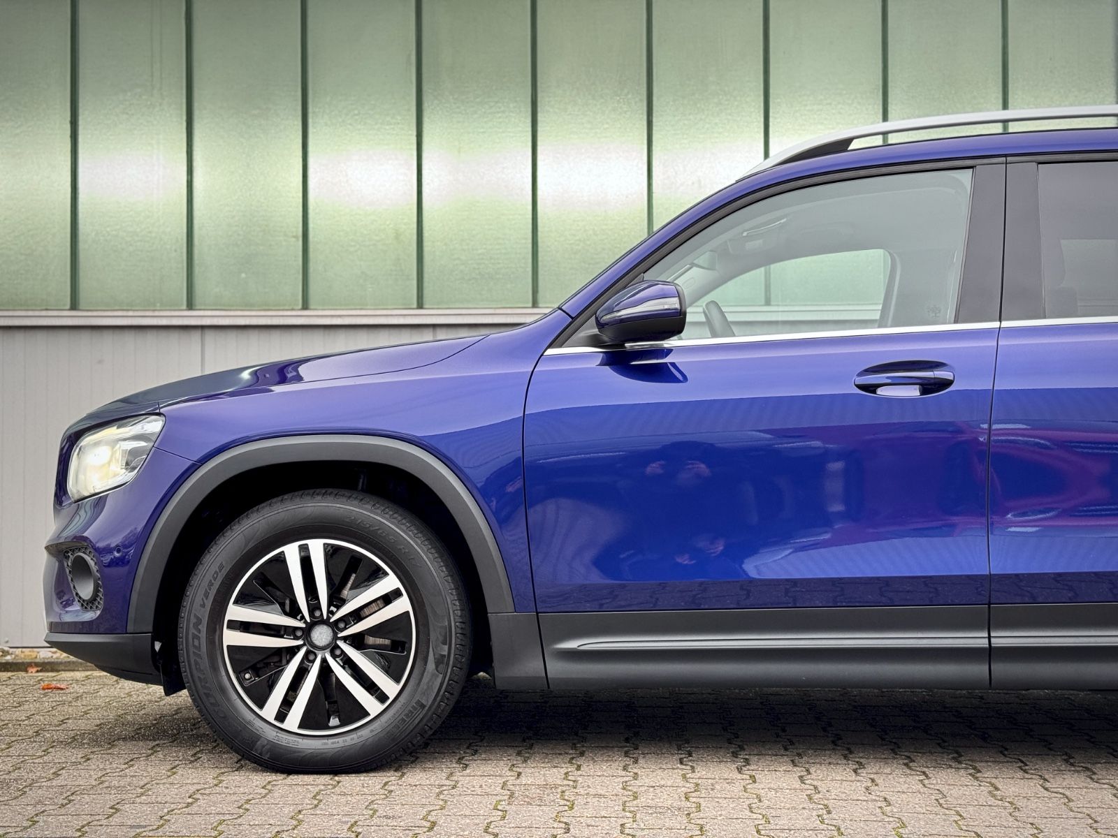 Fahrzeugabbildung Mercedes-Benz GLB 220d 8G-DCT 4Matic Style *LED|NAVI|PDC|1.HD*