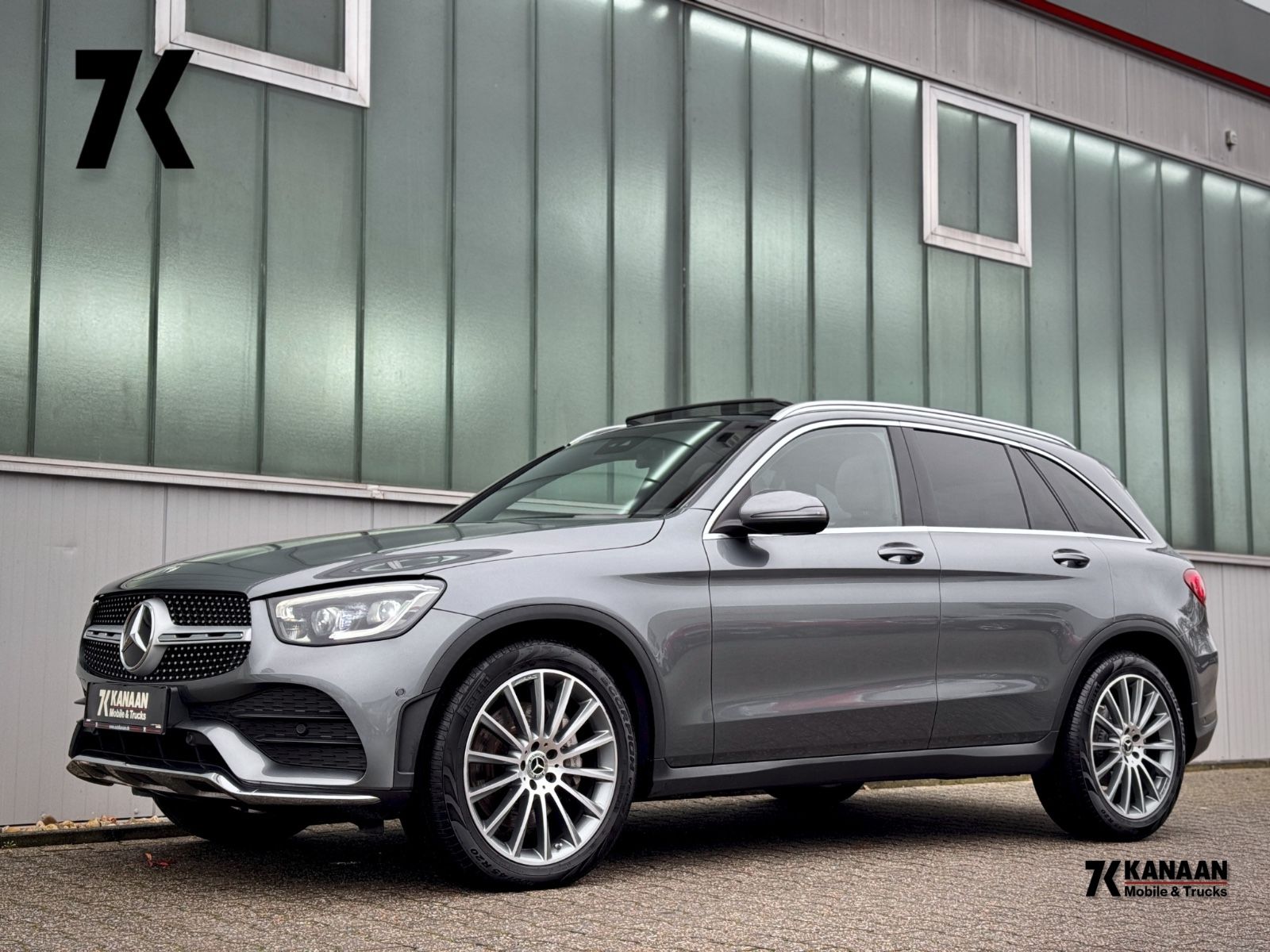 Fahrzeugabbildung Mercedes-Benz GLC 220d 4Matic AMG-Line *PANORAMA|DESIGNO|AHK*