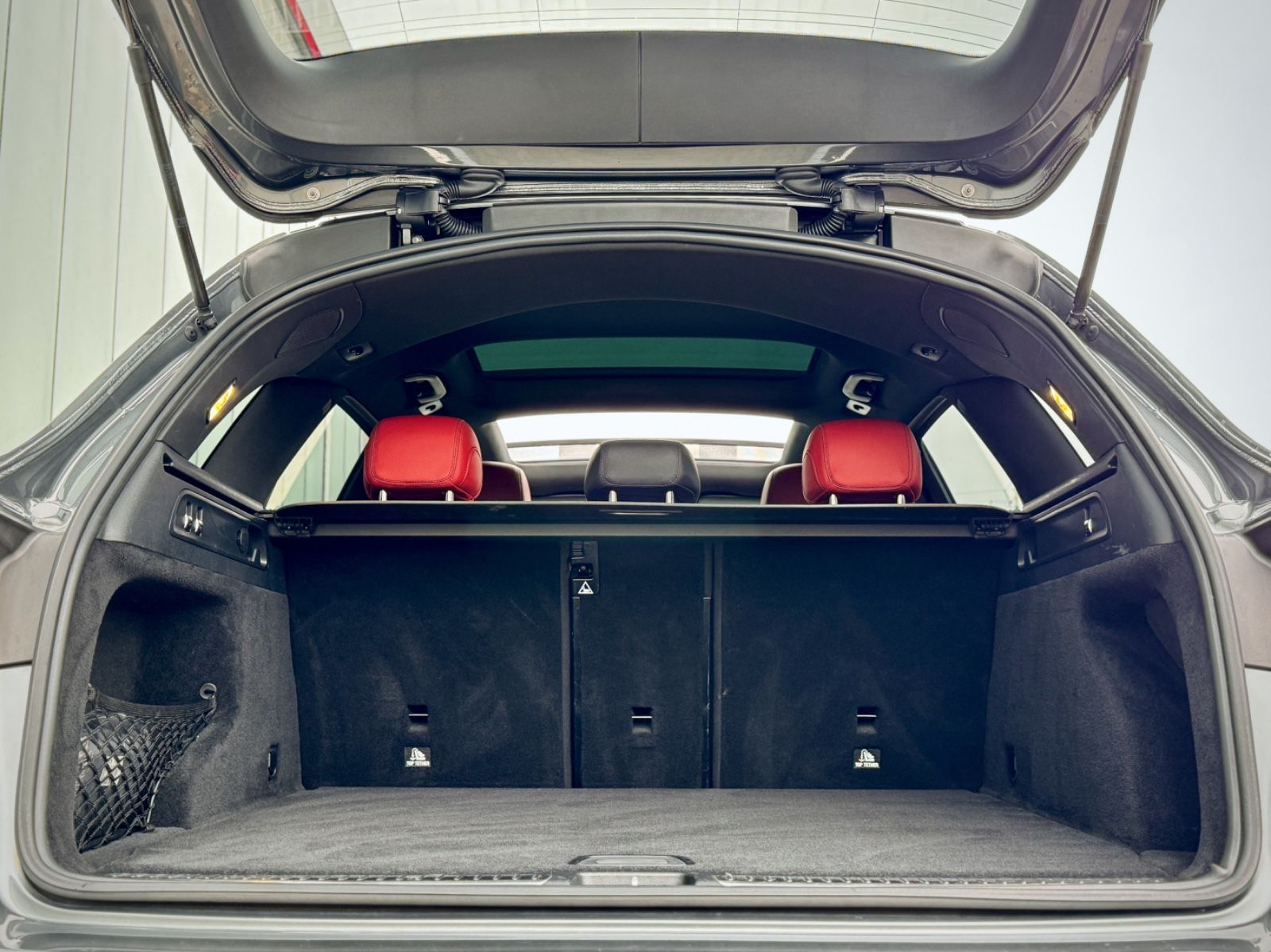 Fahrzeugabbildung Mercedes-Benz GLC 220d 4Matic AMG-Line *PANORAMA|DESIGNO|AHK*