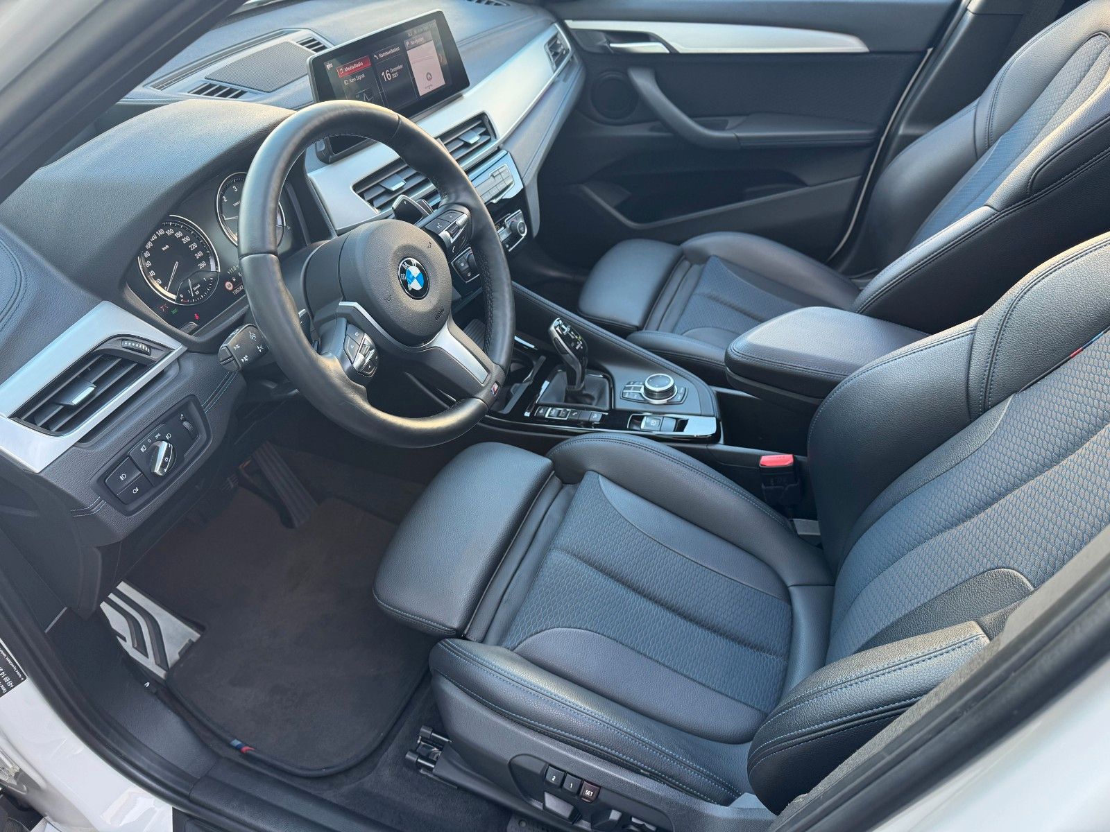 Fahrzeugabbildung BMW X1 xDrive 25d M-Sport *AHK|ASSIST|PANO|LED|HIFI*