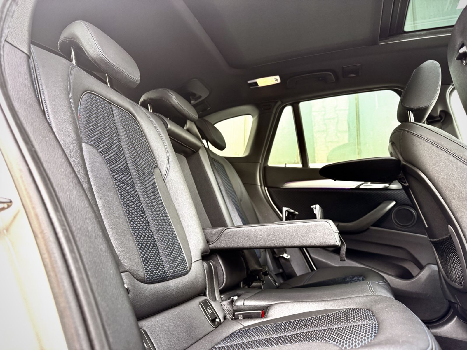 Fahrzeugabbildung BMW X1 xDrive 25d M-Sport *AHK|ASSIST|PANO|LED|HIFI*