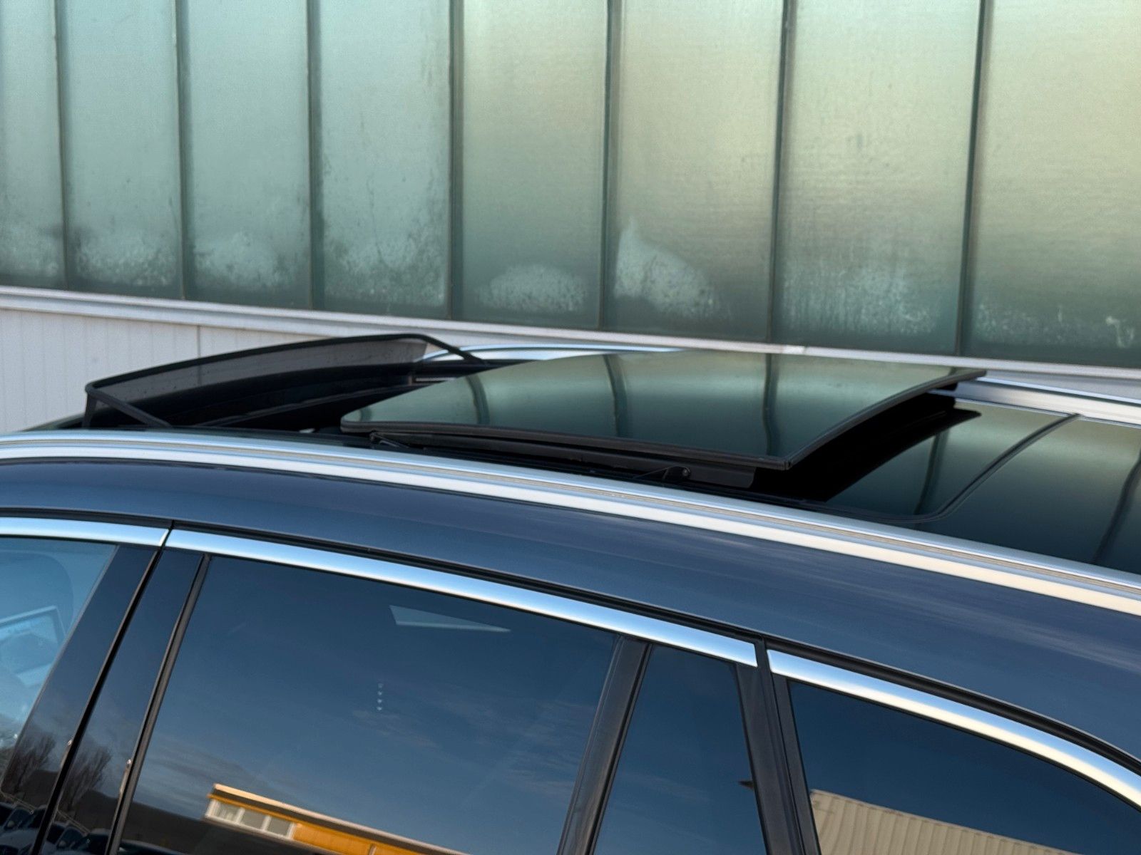 Fahrzeugabbildung BMW X1 xDrive 18d Advantage *PANORAMA|CAM|LED*