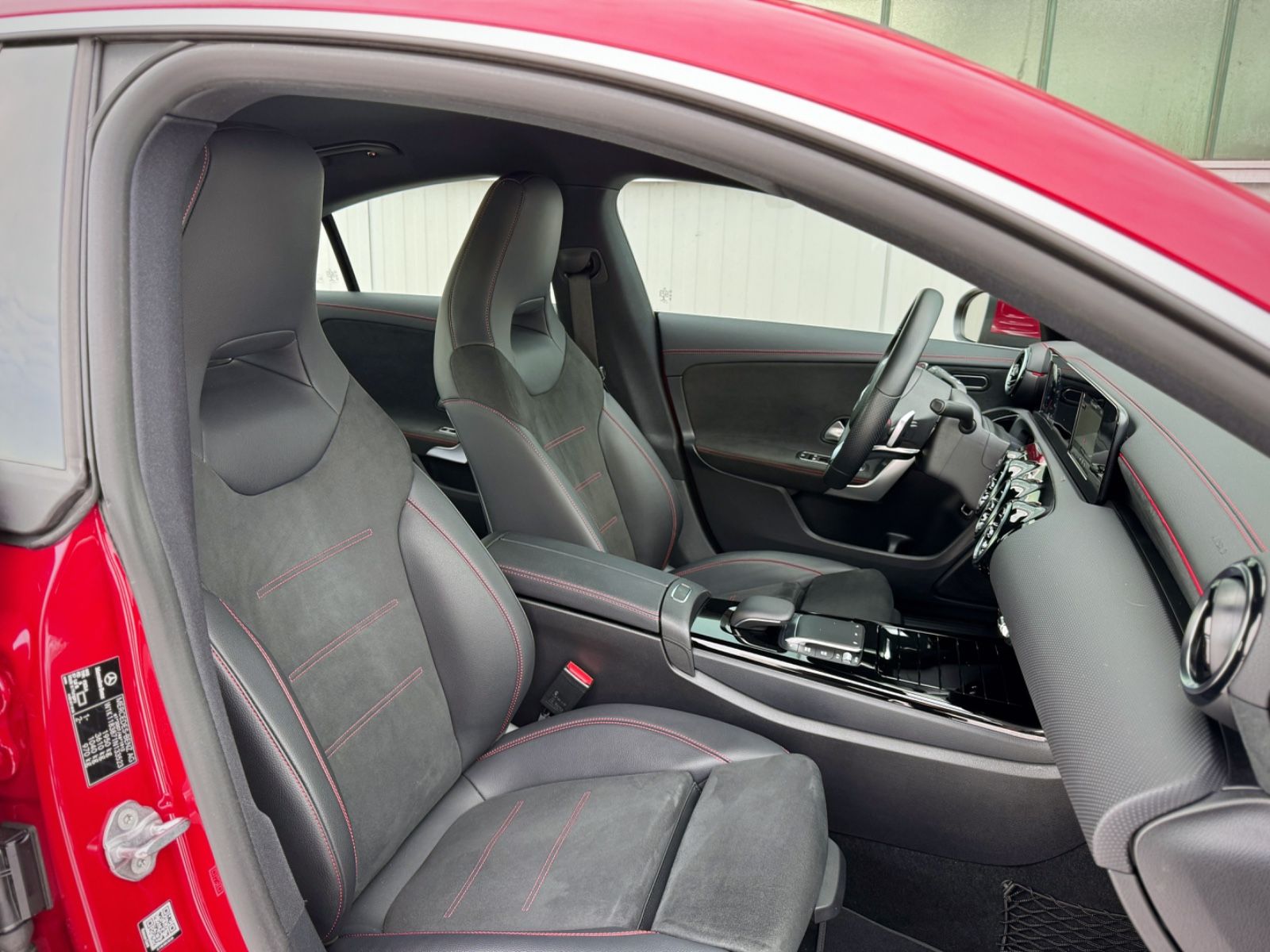 Fahrzeugabbildung Mercedes-Benz CLA 200 7G-DCT AMG-Line *AHK|LED|CAM|NAVI*