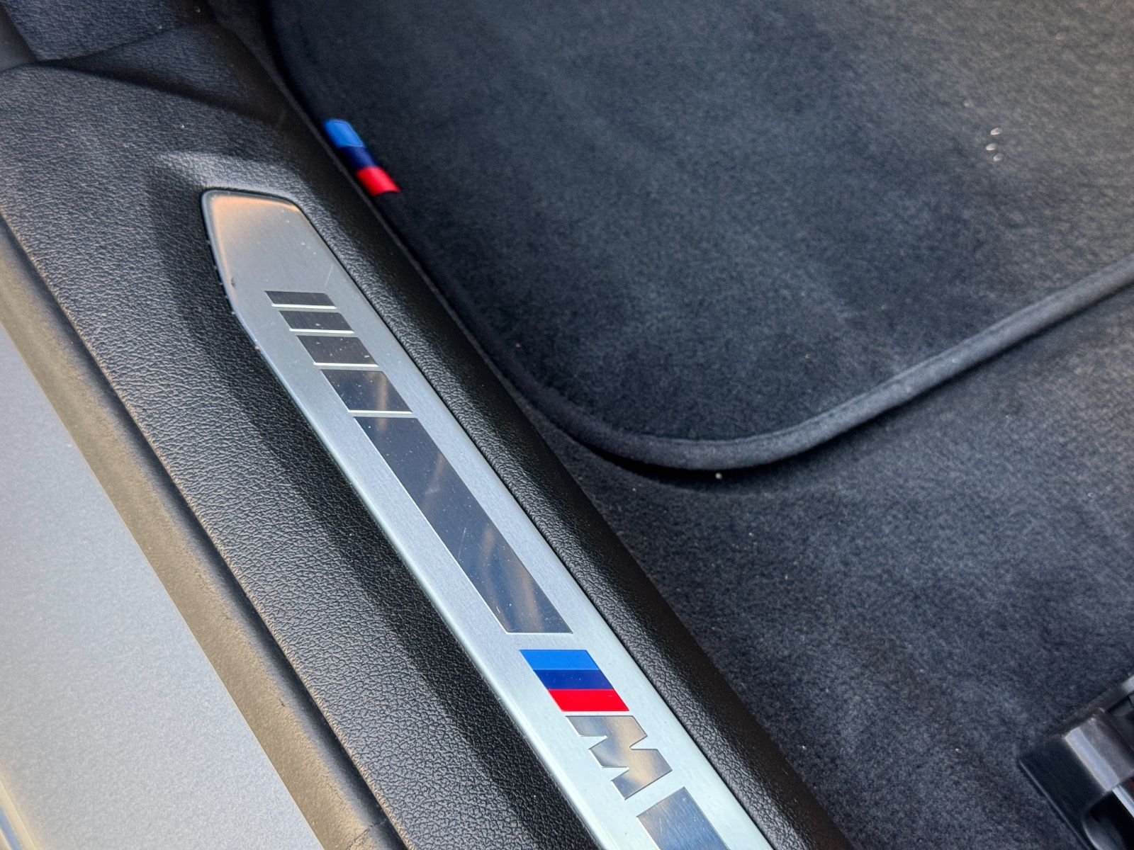 Fahrzeugabbildung BMW 218d Gran Coupé M-Sport *LEDER|LED|NAVI*