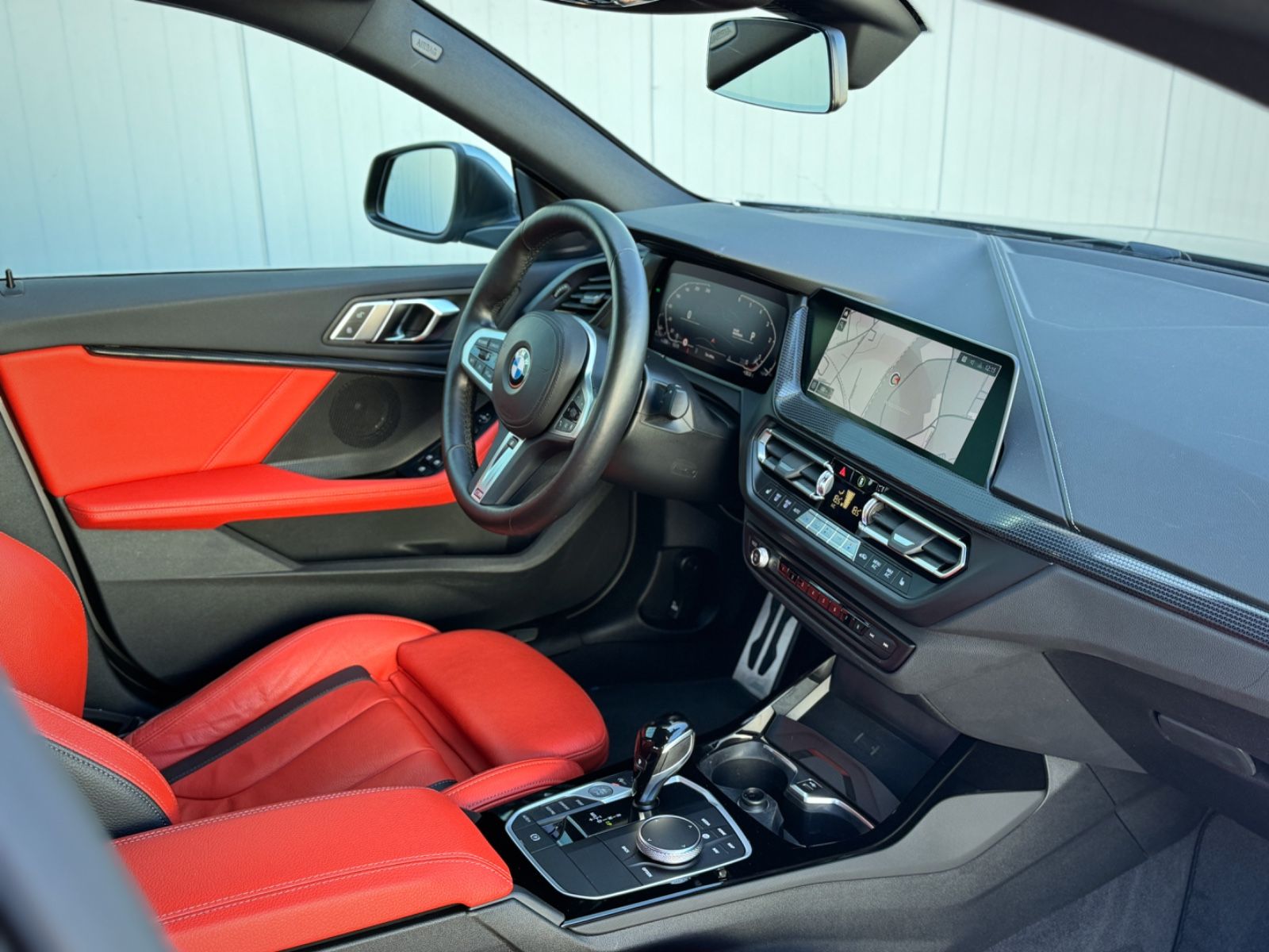 Fahrzeugabbildung BMW 218d Gran Coupé M-Sport *LEDER|LED|NAVI*