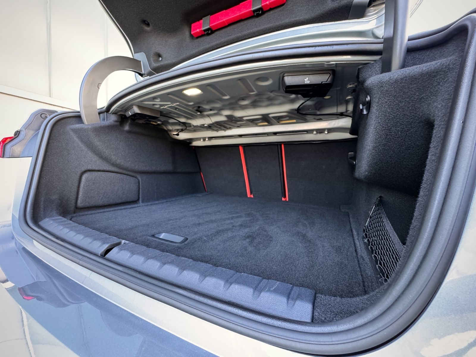 Fahrzeugabbildung BMW 218d Gran Coupé M-Sport *LEDER|LED|NAVI*