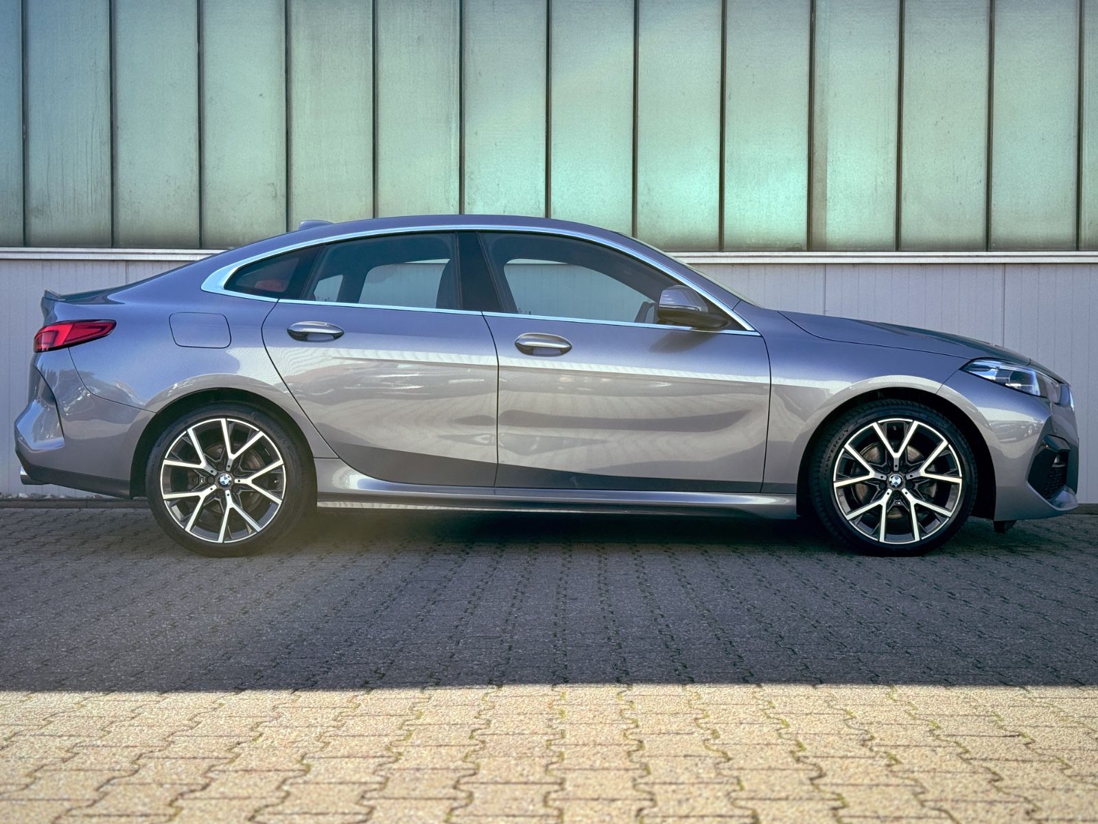 Fahrzeugabbildung BMW 218d Gran Coupé M-Sport *LEDER|LED|NAVI*