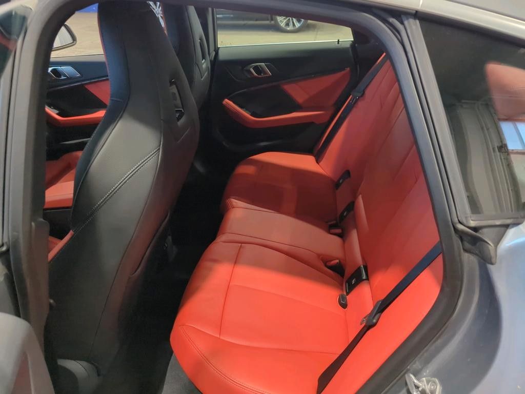 Fahrzeugabbildung BMW 218d Gran Coupé M-Sport *LEDER|LED|NAVI*