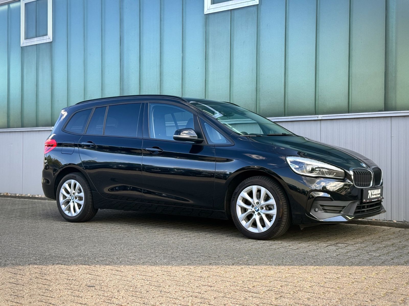 Fahrzeugabbildung BMW 218d Gran Tourer Advantage *8G|CAM|NAVI|LED*