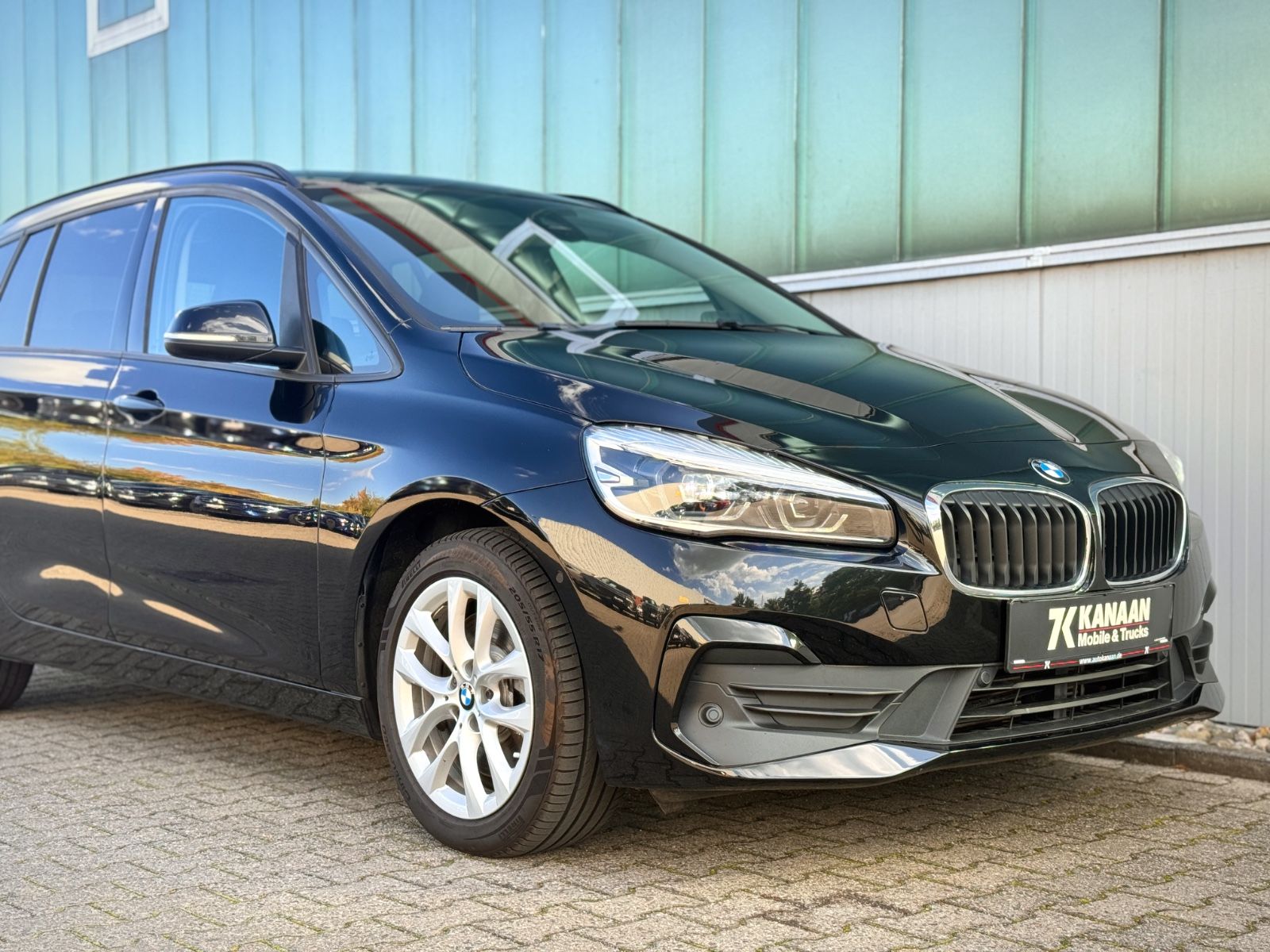 Fahrzeugabbildung BMW 218d Gran Tourer Advantage *8G|CAM|NAVI|LED*