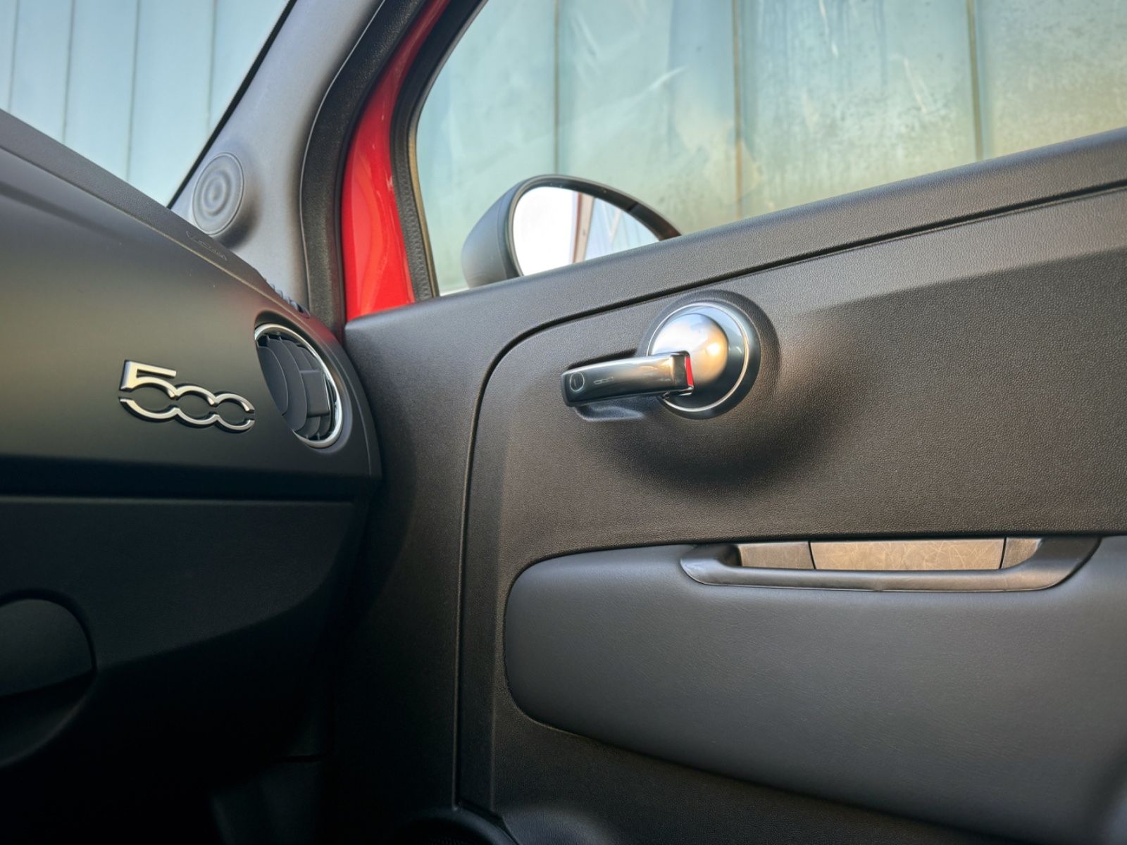 Fahrzeugabbildung Abarth 595 / 500 1.4T-Jet 16V *PDC|17"ALU|DAB|CARPLAY*