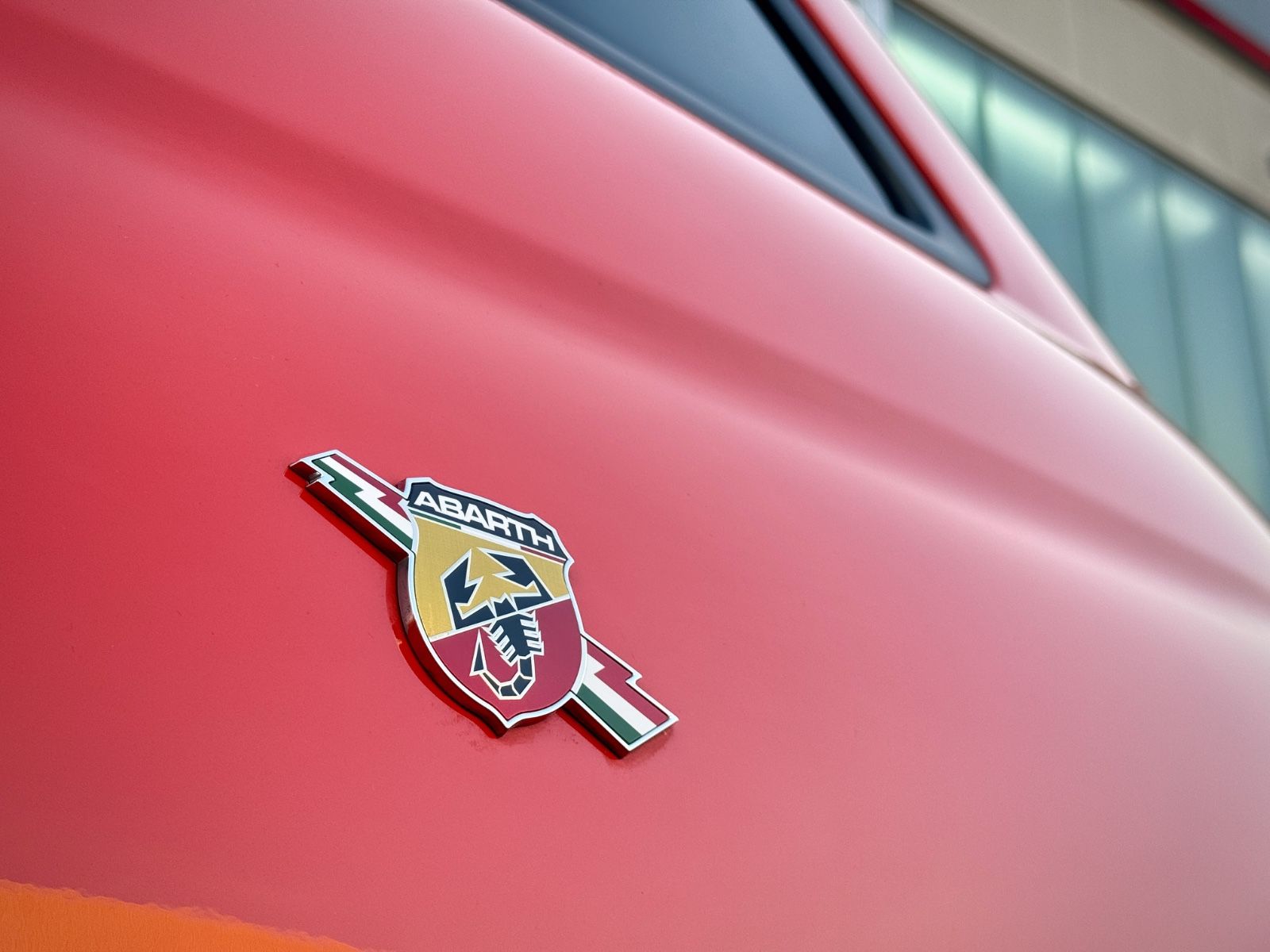 Fahrzeugabbildung Abarth 595 / 500 1.4T-Jet 16V *PDC|17"ALU|DAB|CARPLAY*