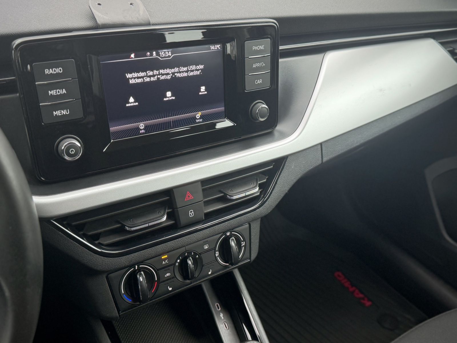 Fahrzeugabbildung SKODA Kamiq 1.0 TSI Ambition *CARPLAY|DAB|PDC|SHZ*