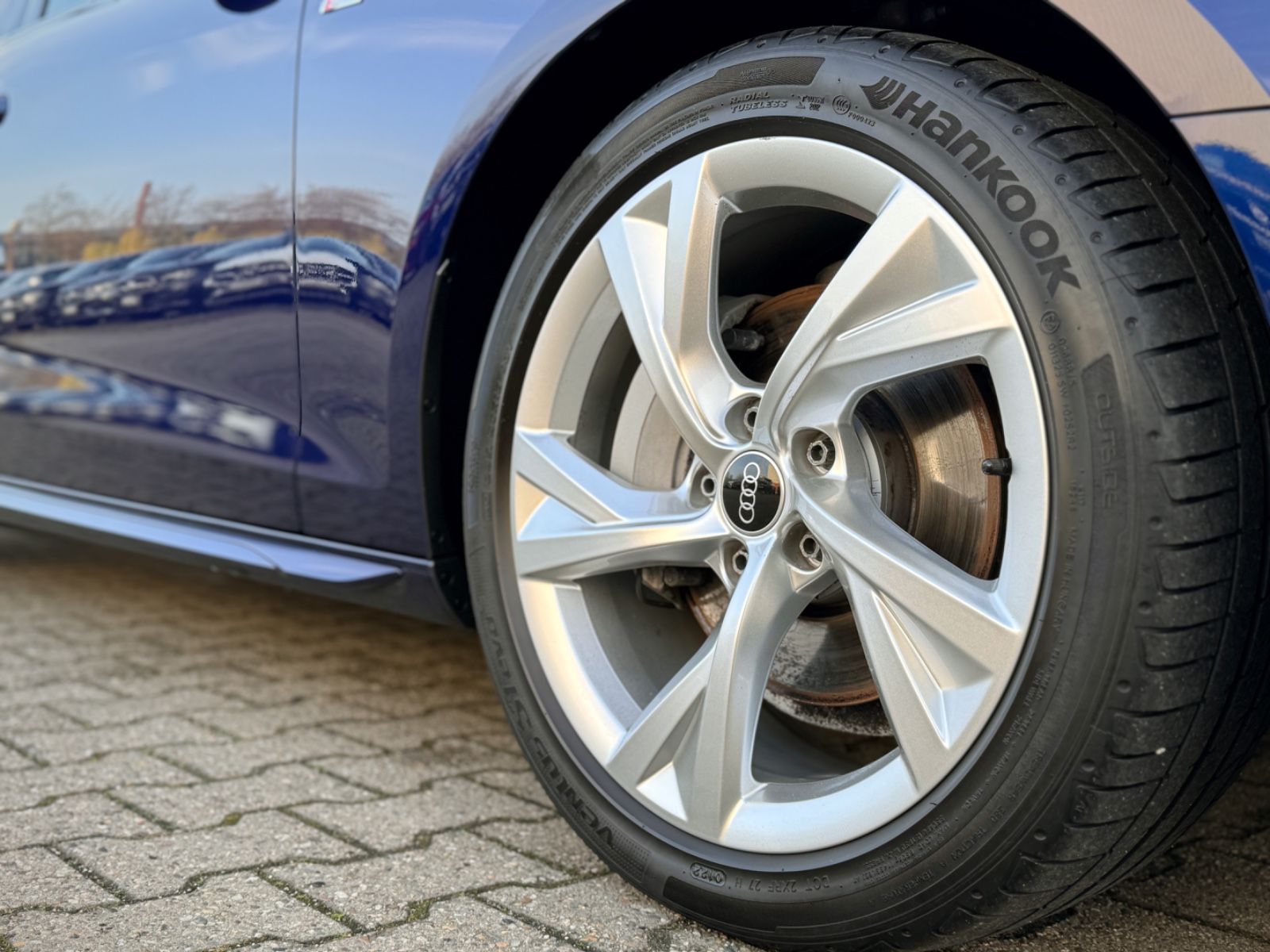 Fahrzeugabbildung Audi A4 Avant 40 TDI quattro S line*PANORAMA|HEAD-UP*