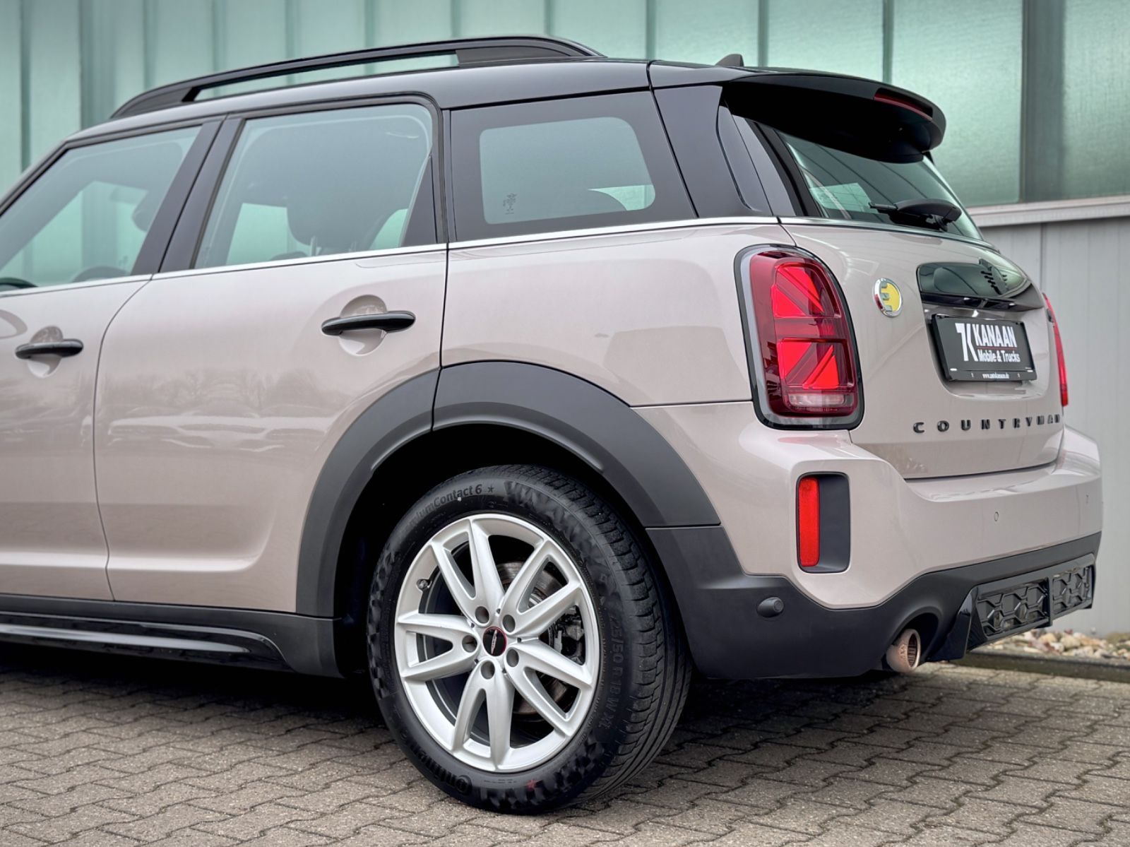 Fahrzeugabbildung MINI Cooper SE Countryman All4 JWC Trim *NAVI|ASSIST*