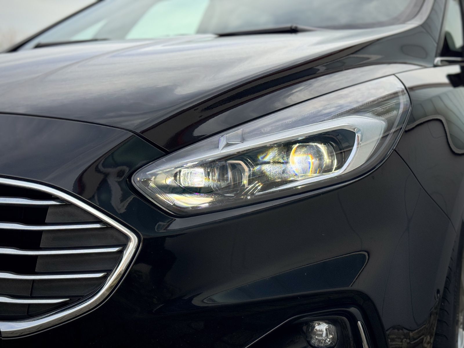 Fahrzeugabbildung Ford Galaxy 2.0 Titanium *PANORAMA|7-SITZE*